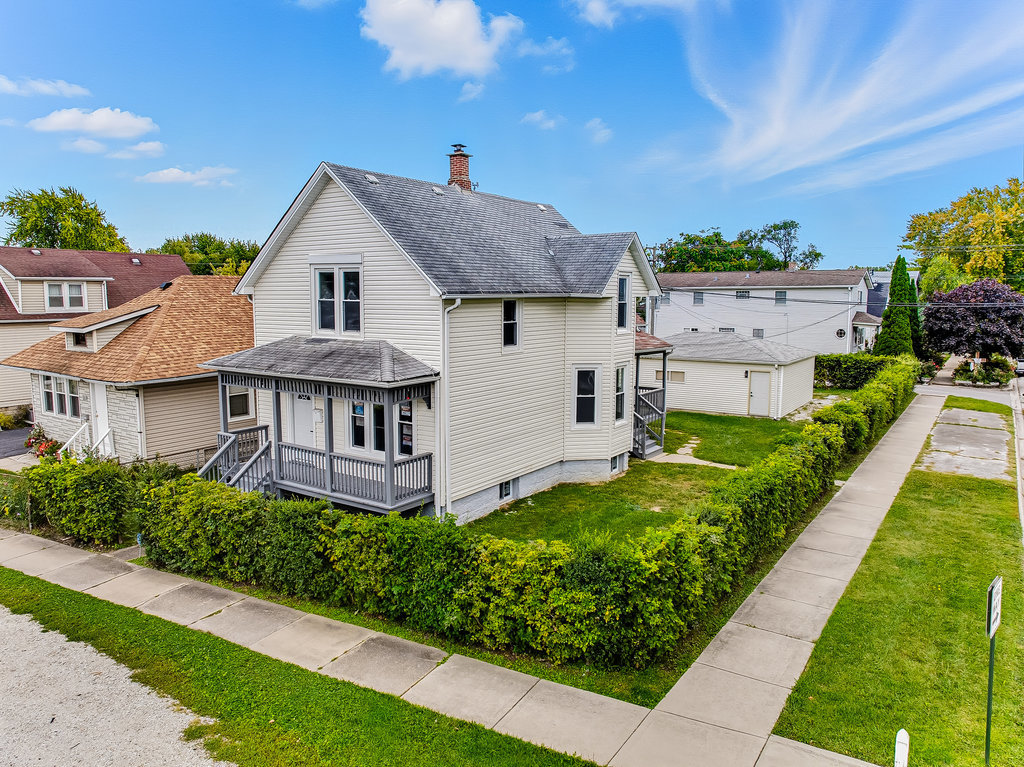 2823 Broadway Street, Blue Island, IL 60406