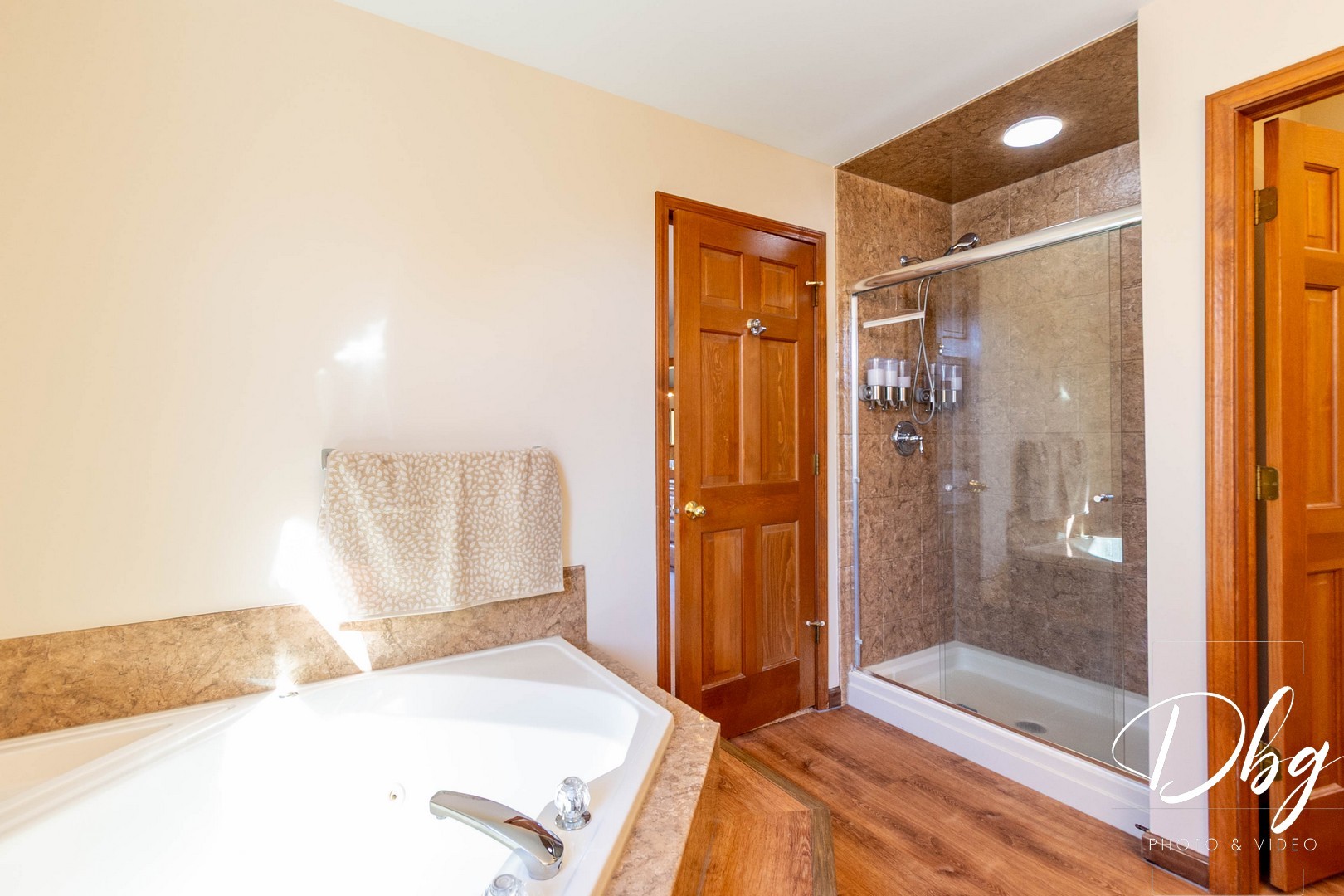 252 Carters Grove Court, Grayslake, IL 60030