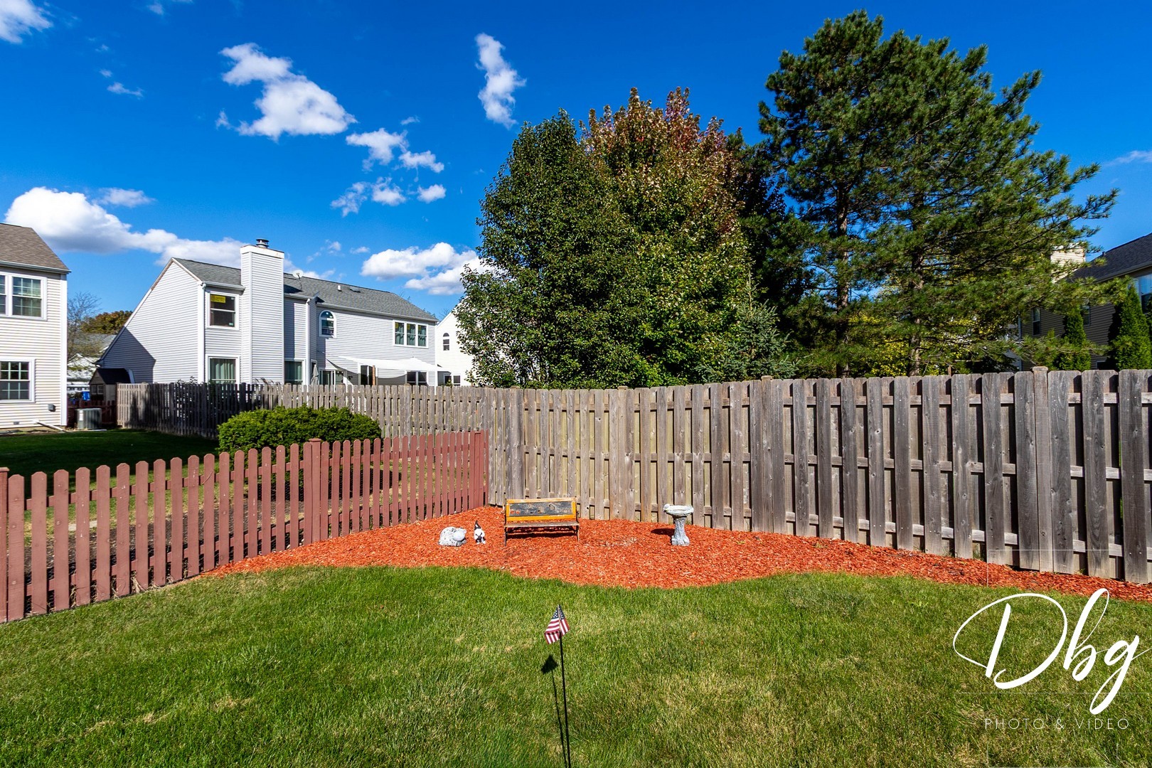 252 Carters Grove Court, Grayslake, IL 60030