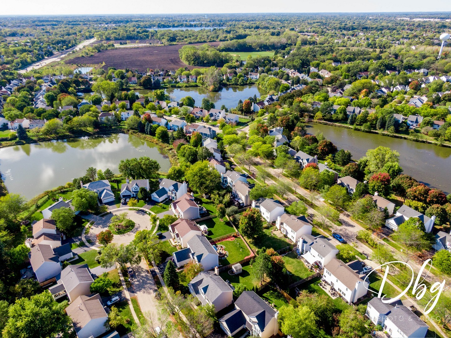 252 Carters Grove Court, Grayslake, IL 60030