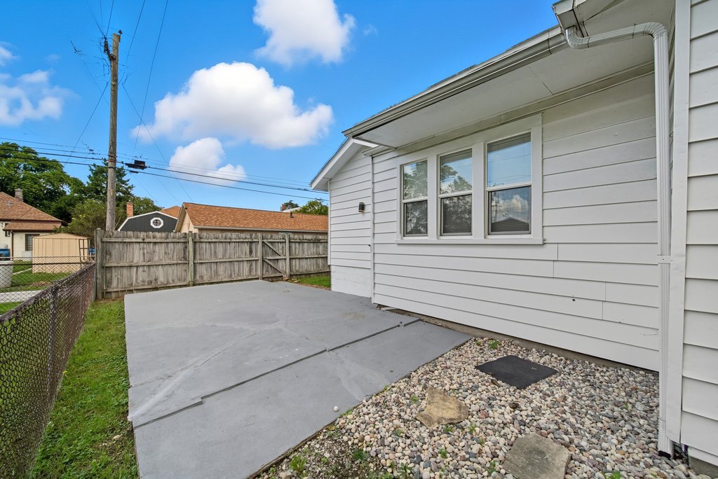 2330 121st Street, Blue Island, IL 60406
