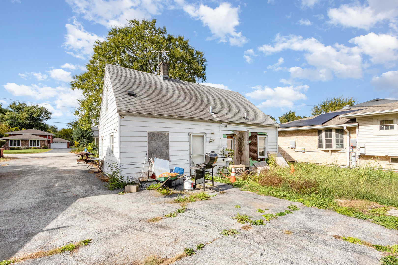 15231 Kilbourne Avenue, Midlothian, IL 60445