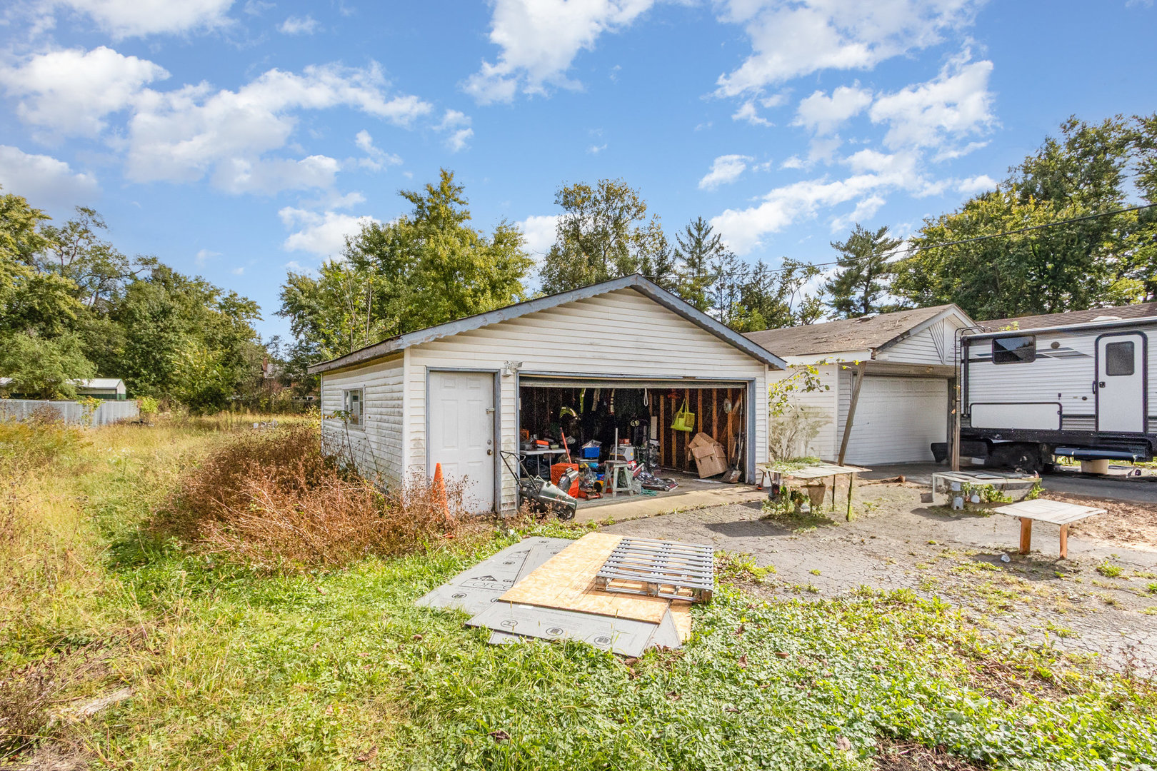 15231 Kilbourne Avenue, Midlothian, IL 60445