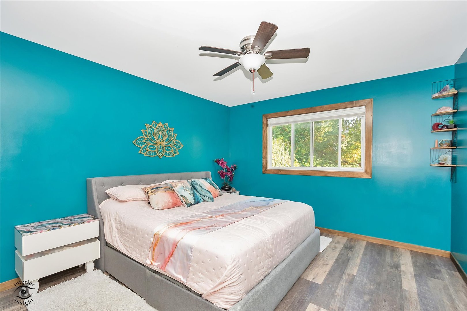 7829 Valley View Lane, Woodridge, IL 60517