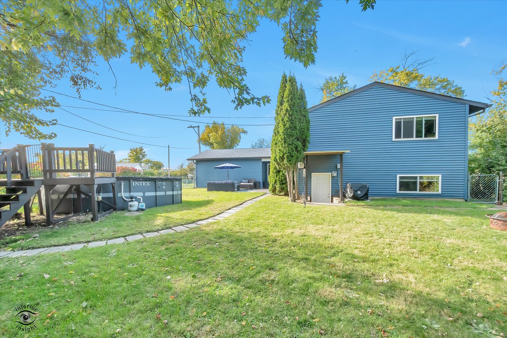 7829 Valley View Lane, Woodridge, IL 60517