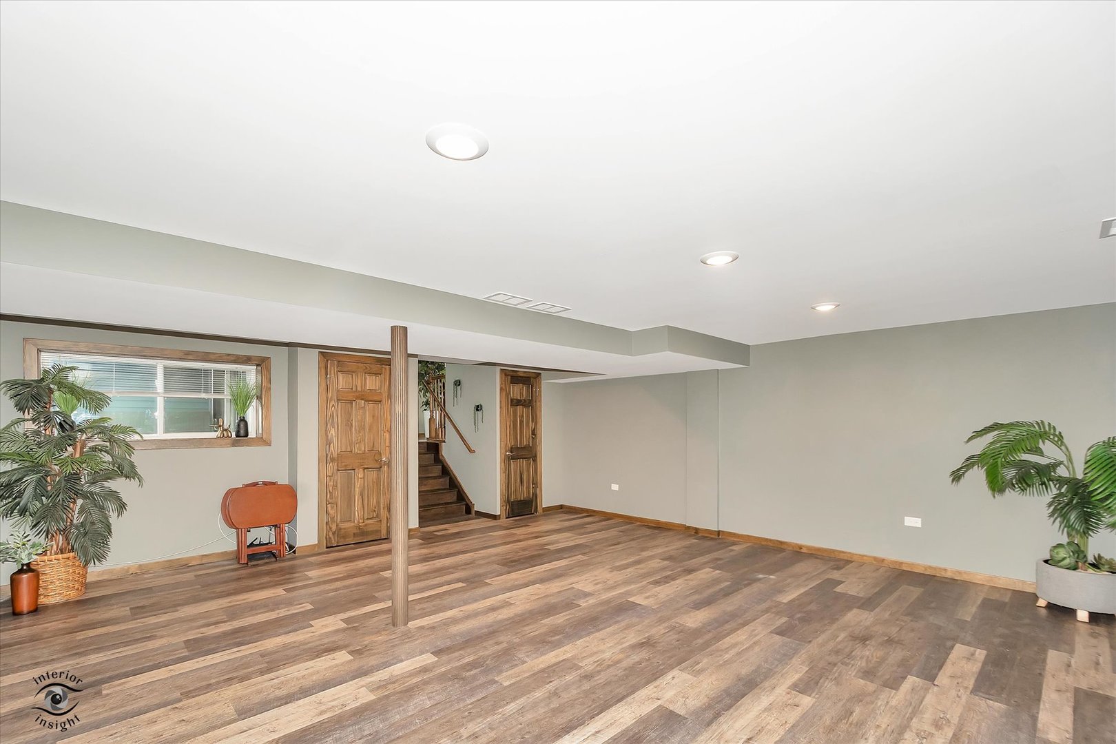 7829 Valley View Lane, Woodridge, IL 60517