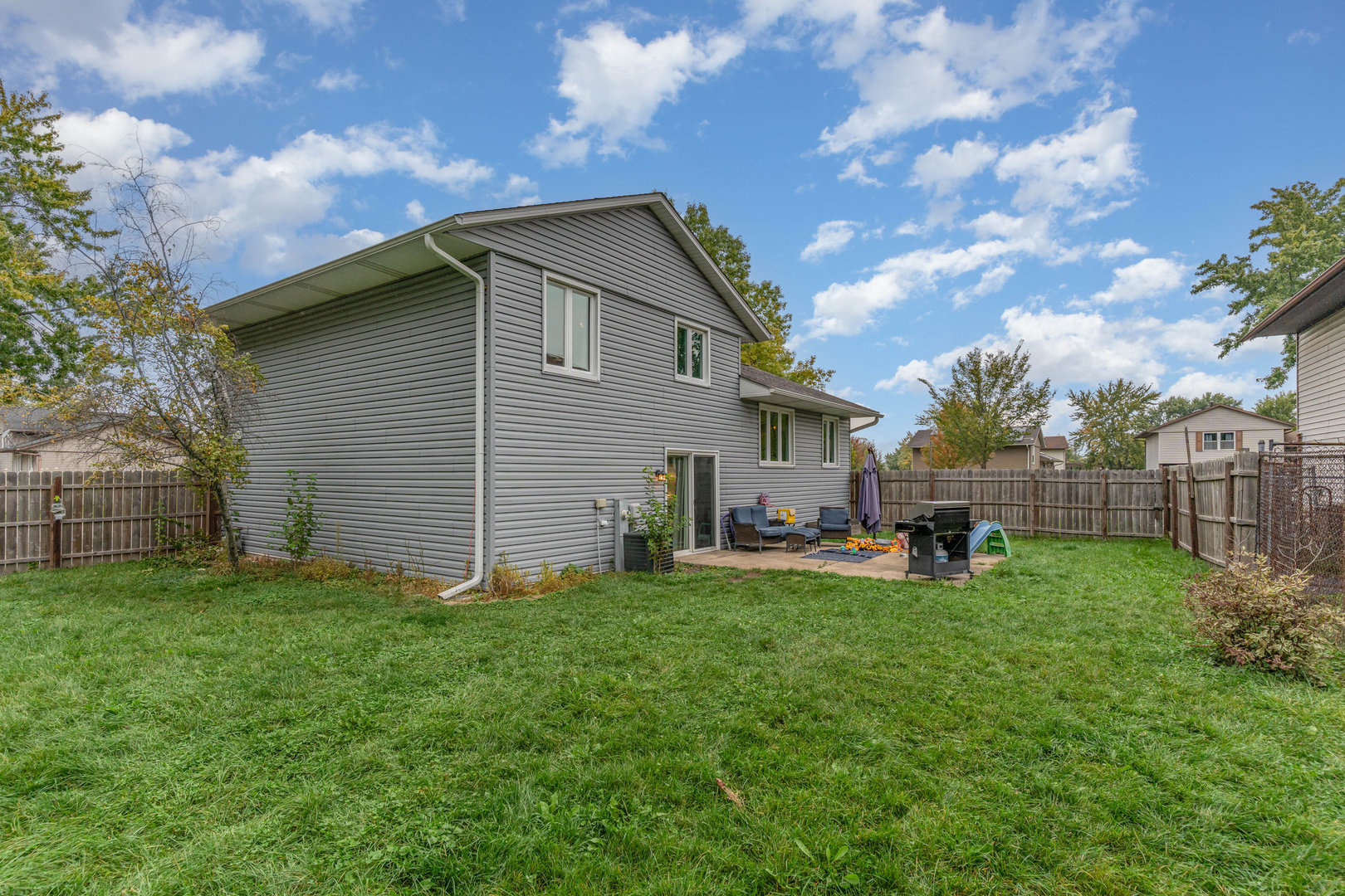7639 W Juniper Court, Frankfort, IL 60423