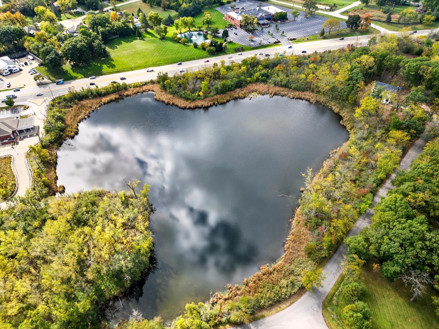 20951 N Rand Road, Kildeer, IL 60047