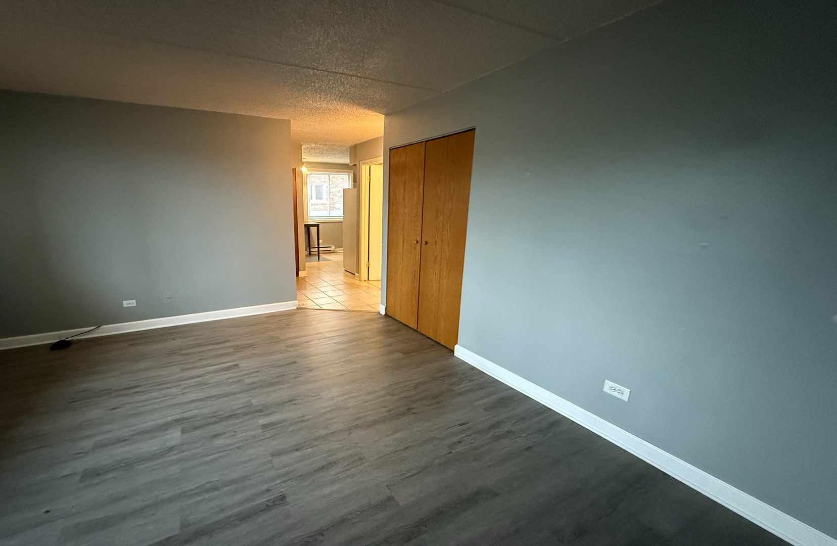 6305 Joliet Road #11, Countryside, IL 60525