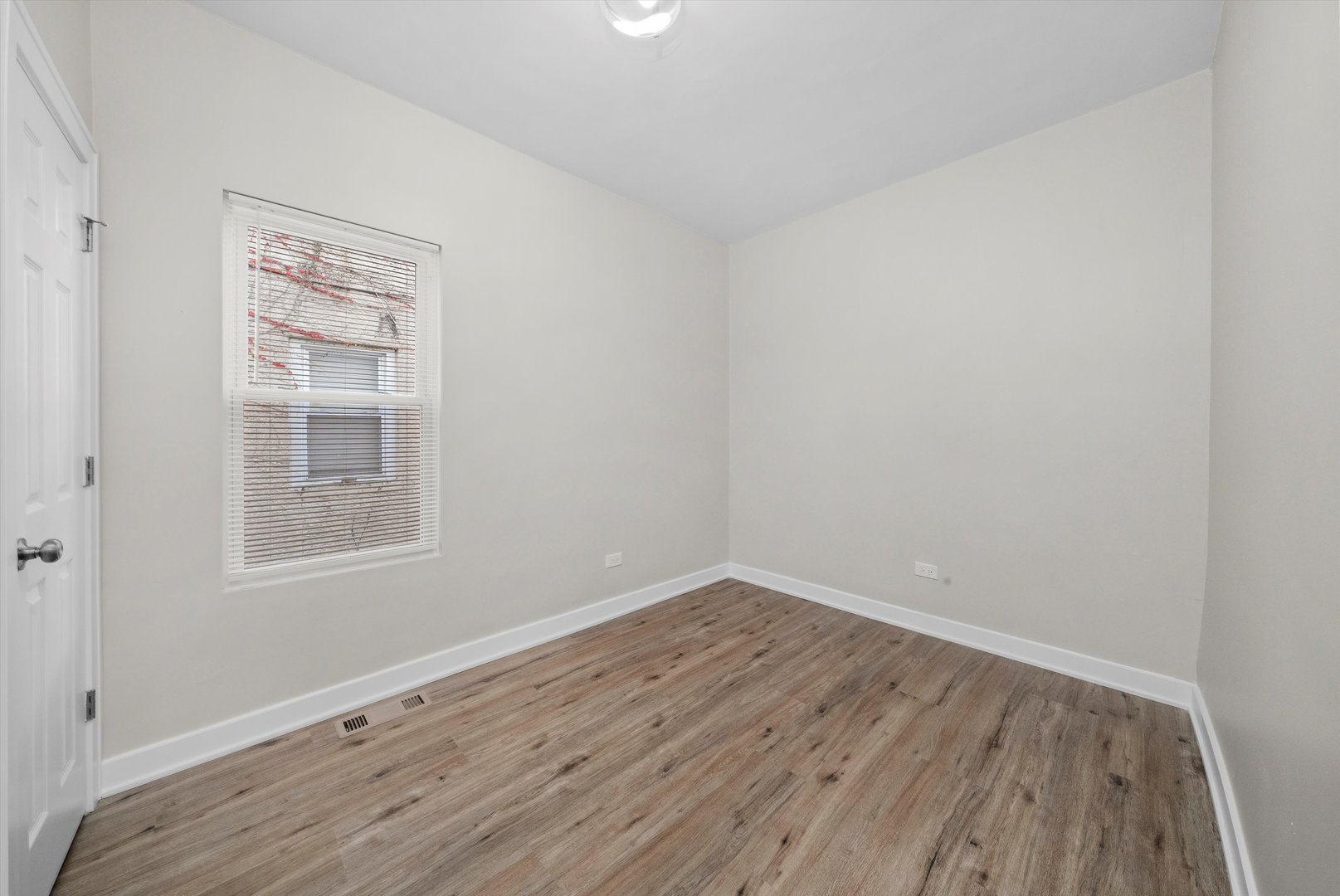 146 S 9th Avenue, Maywood, IL 60153