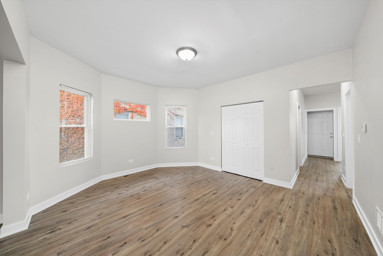 146 S 9th Avenue, Maywood, IL 60153