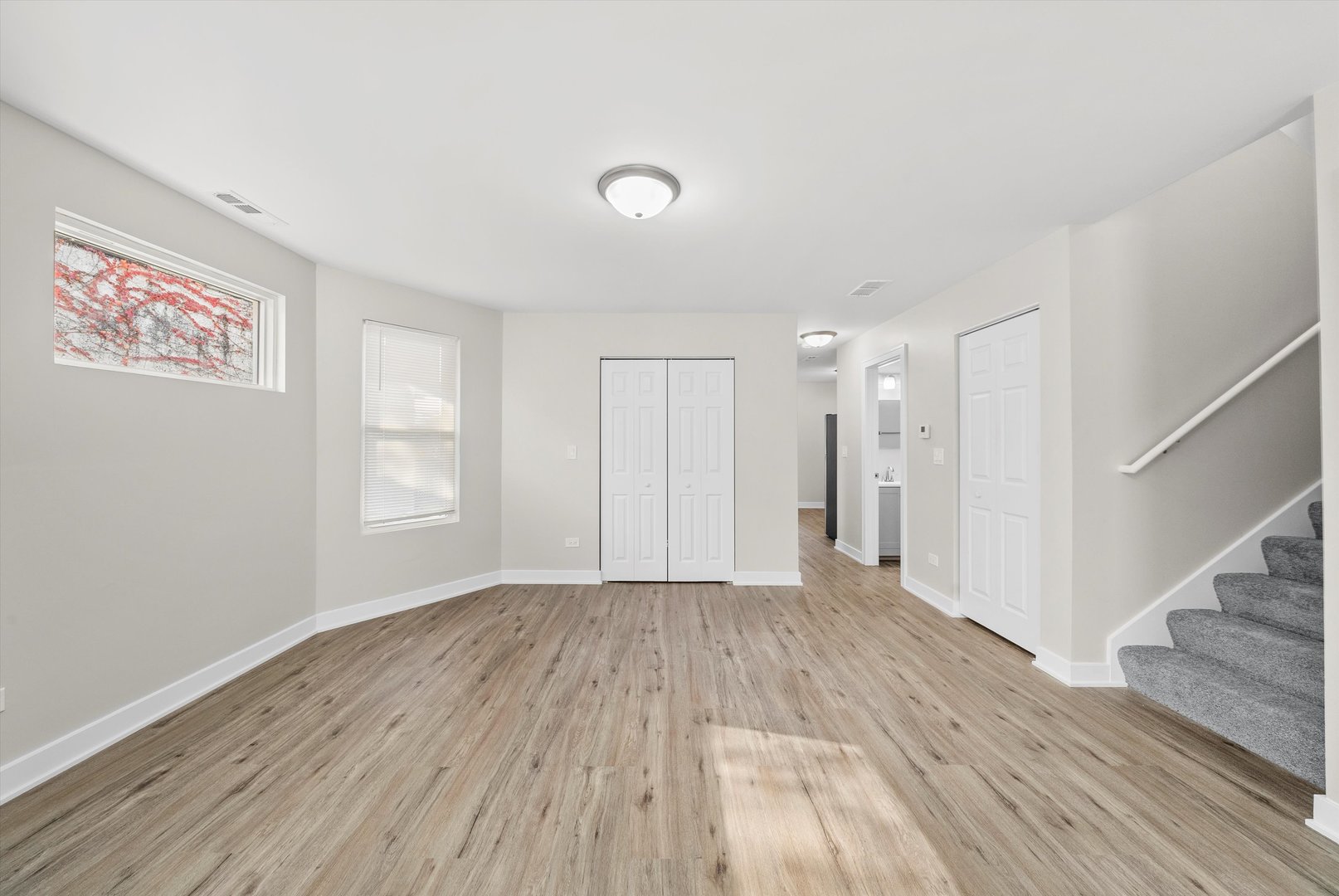 146 S 9th Avenue, Maywood, IL 60153