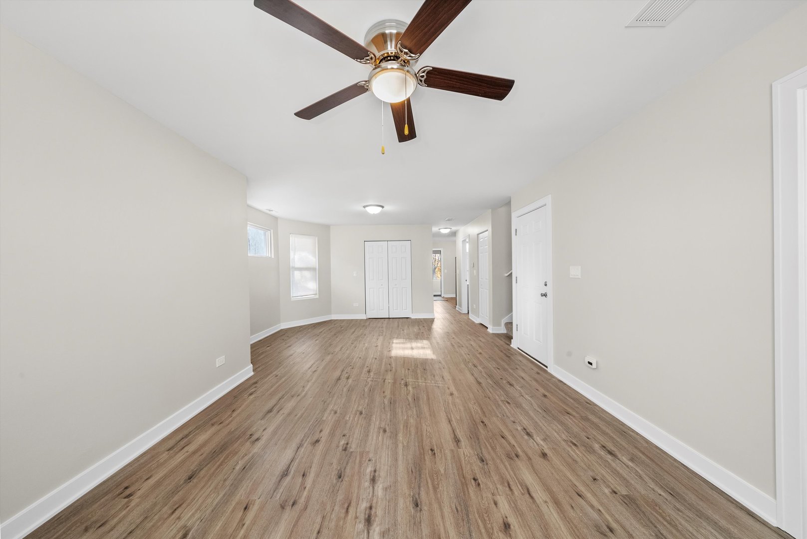 146 S 9th Avenue, Maywood, IL 60153