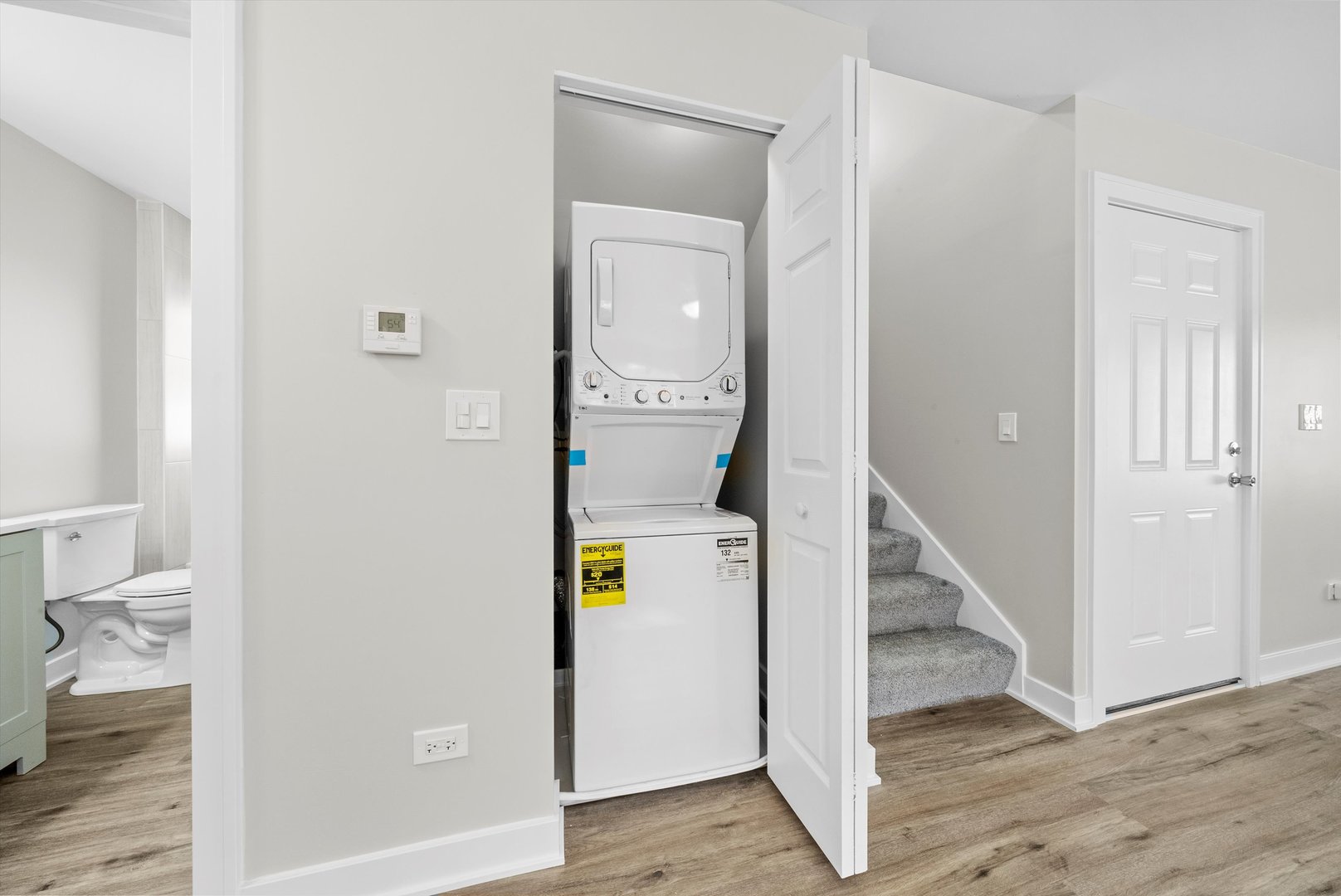 146 S 9th Avenue, Maywood, IL 60153