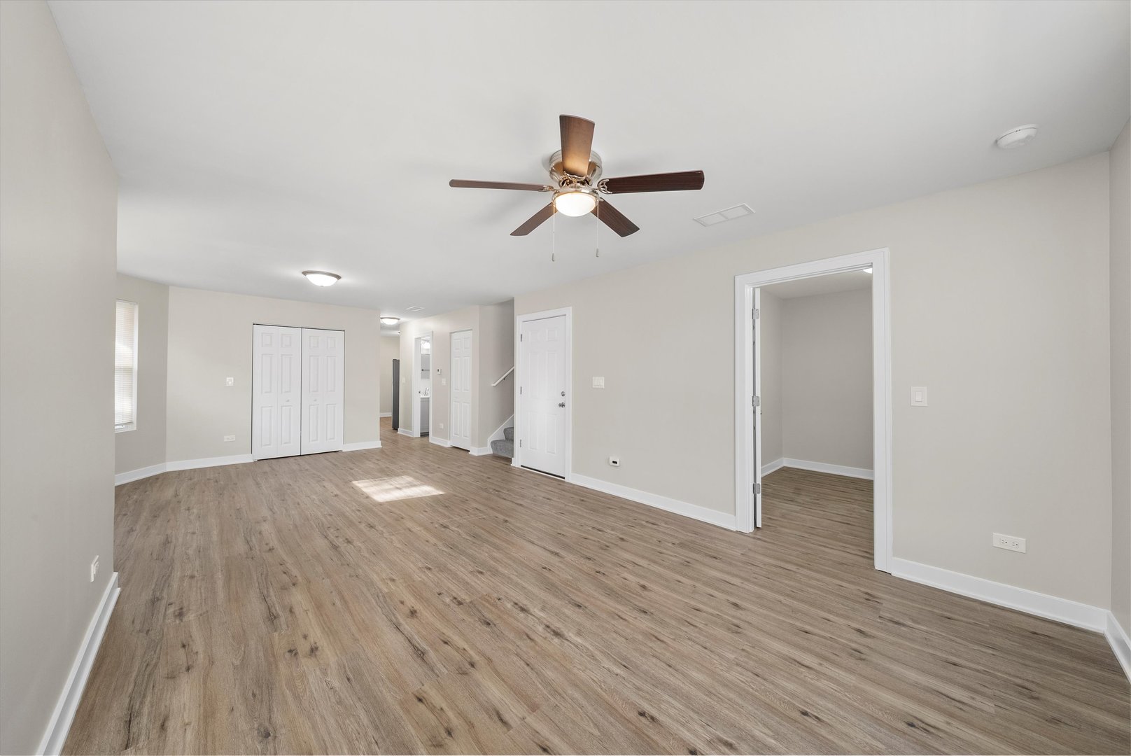 146 S 9th Avenue, Maywood, IL 60153