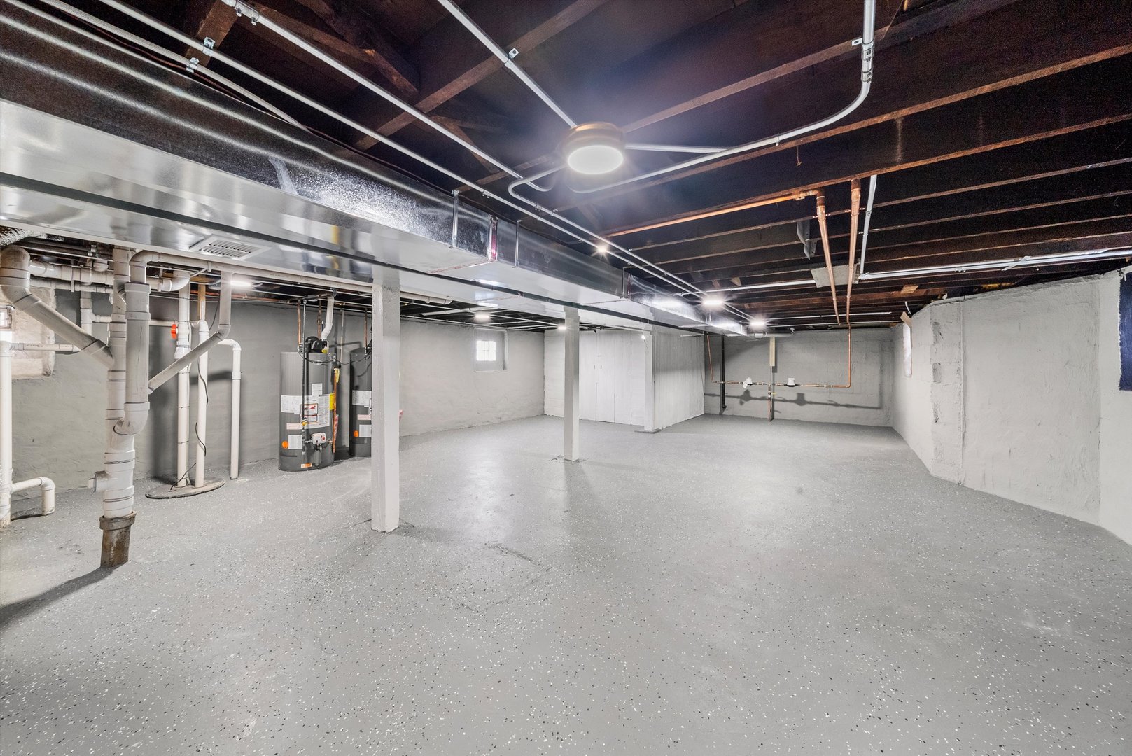 146 S 9th Avenue, Maywood, IL 60153