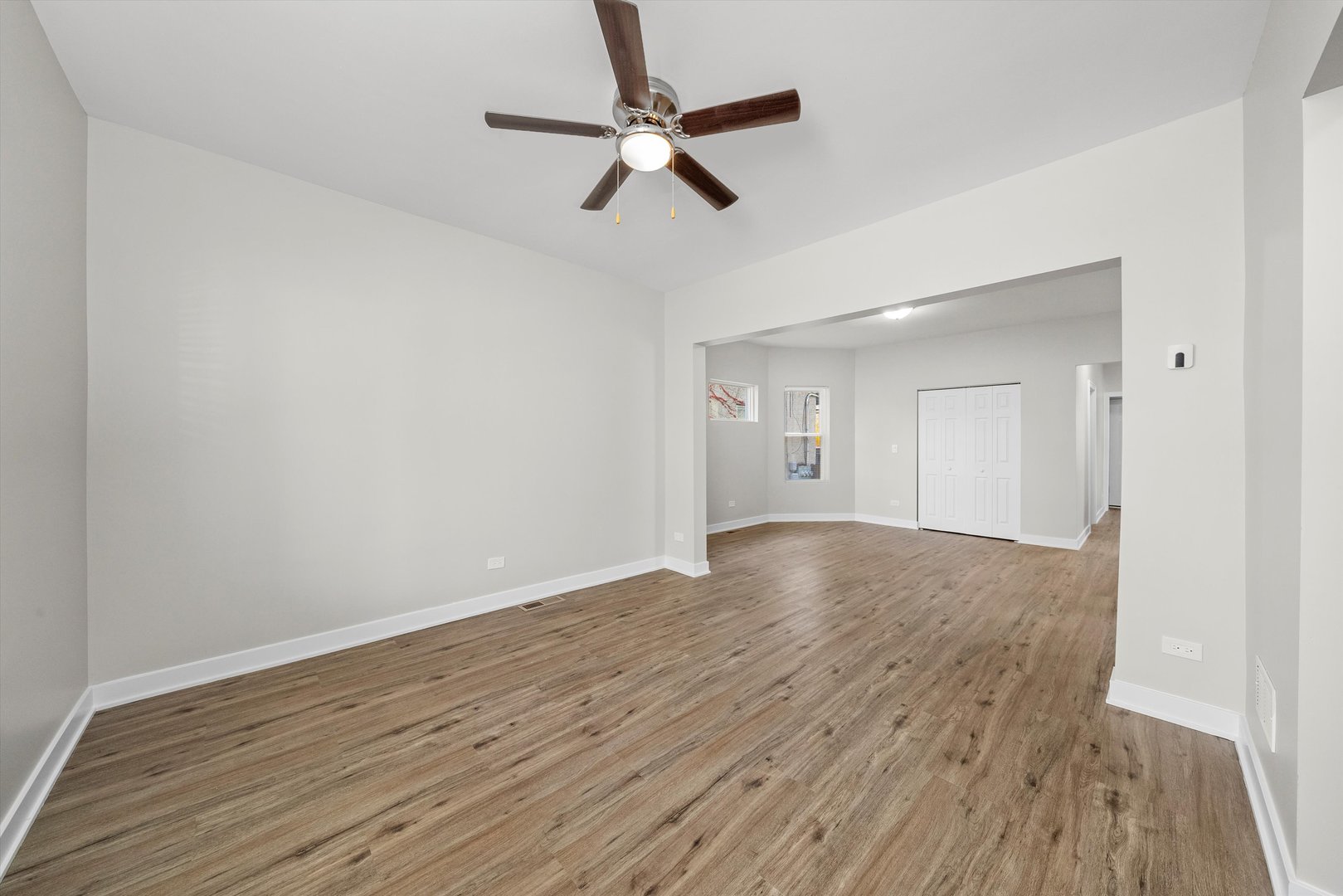 146 S 9th Avenue, Maywood, IL 60153