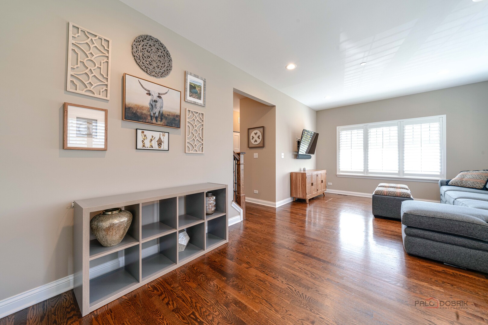 654 Parkside Court, Libertyville, IL 60048