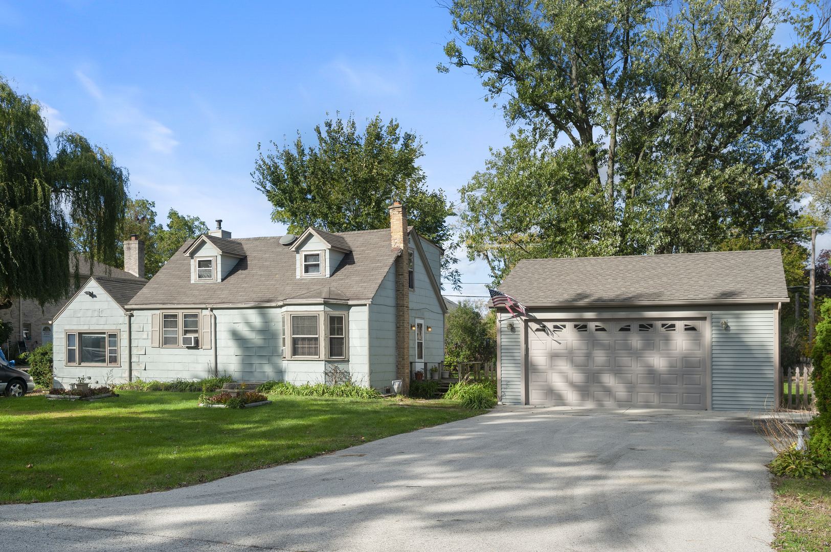 139 E Anita Avenue, Mount Prospect, IL 60056