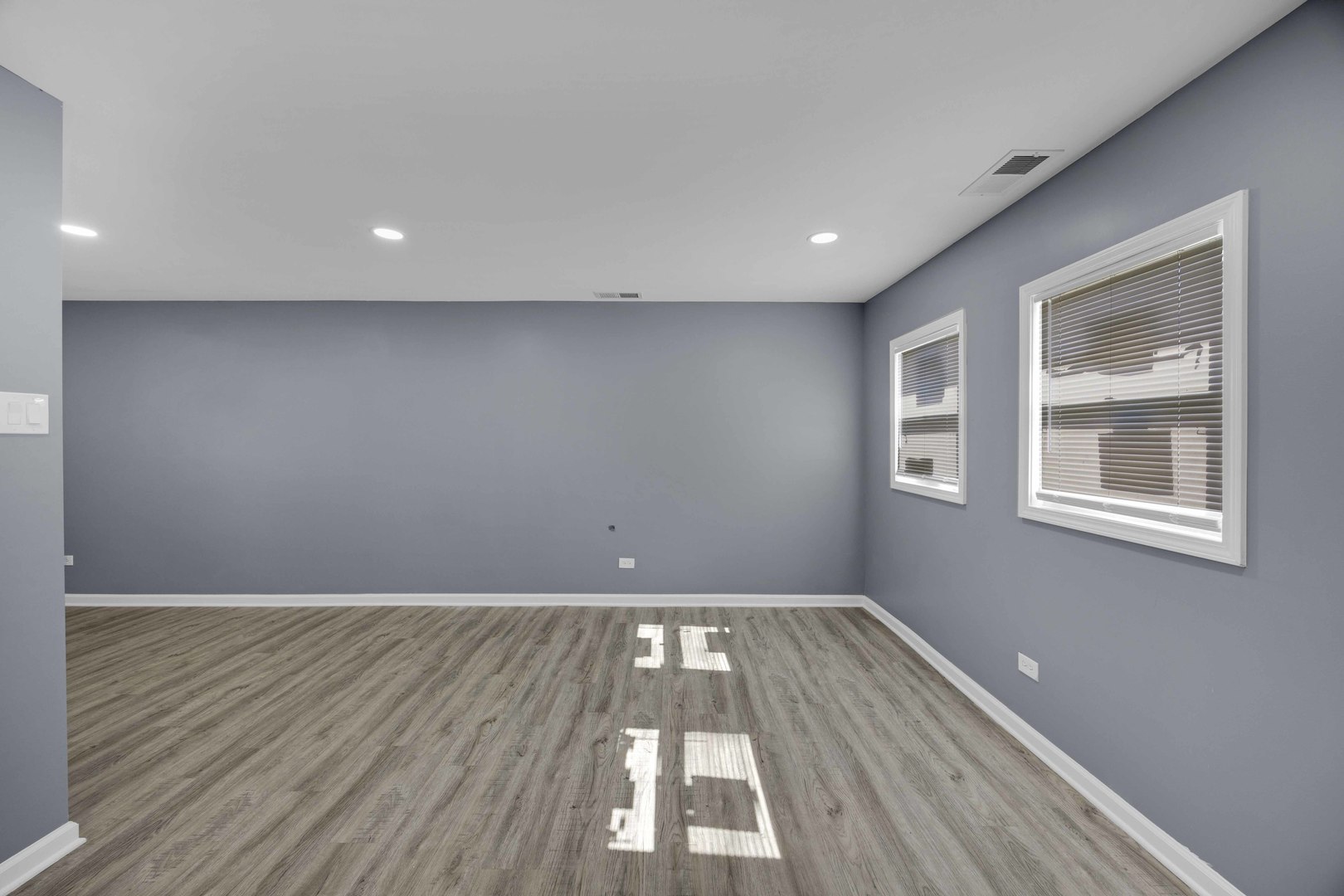 351 CONCORD Drive, Chicago Heights, IL 60411