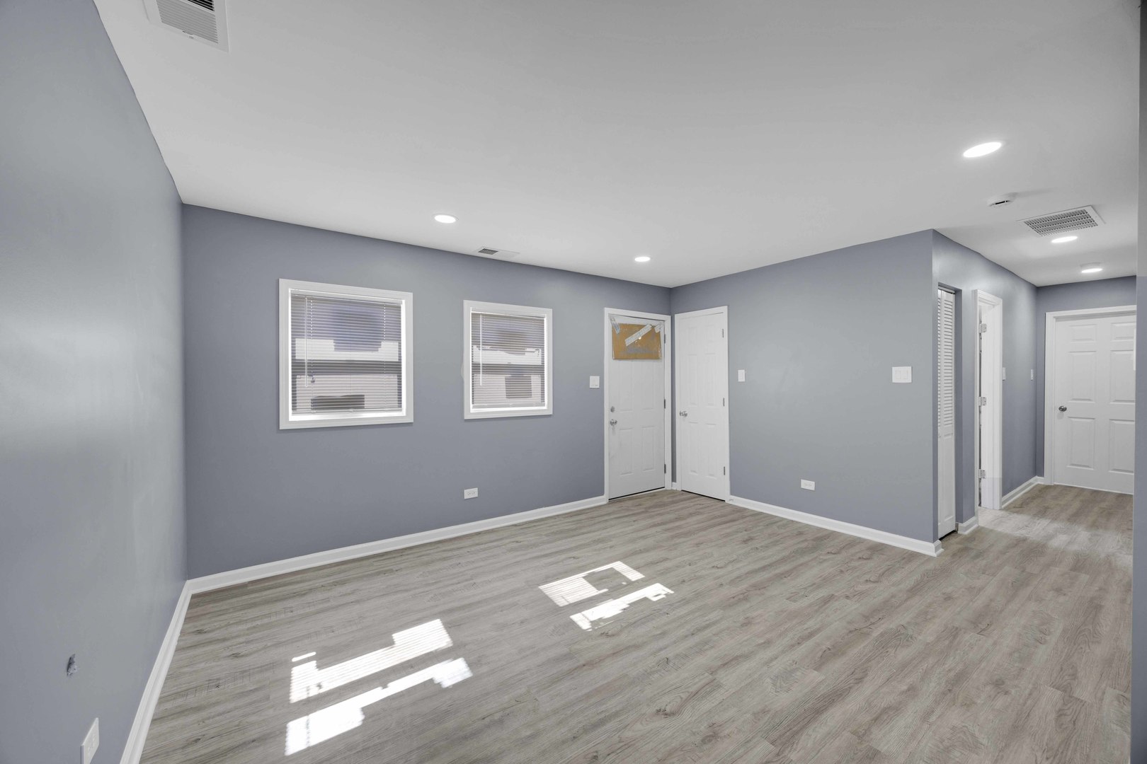 351 CONCORD Drive, Chicago Heights, IL 60411