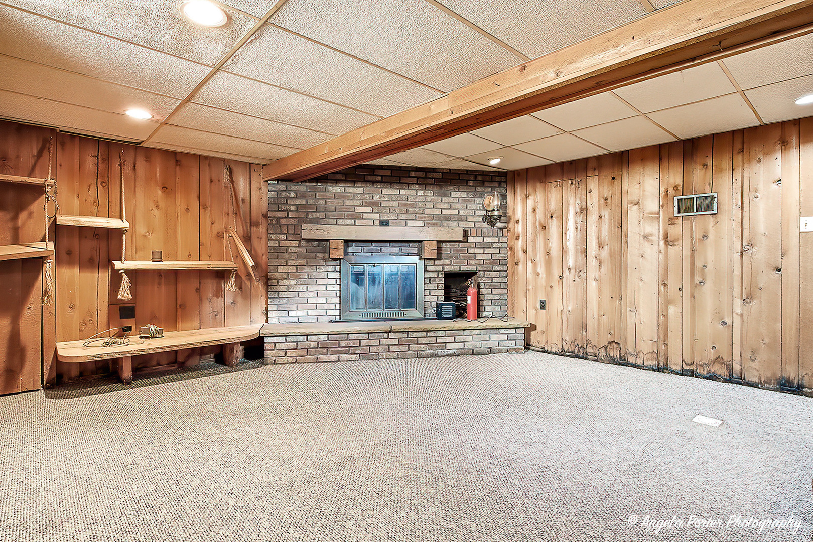 3709 Grand Avenue, McHenry, IL 60050