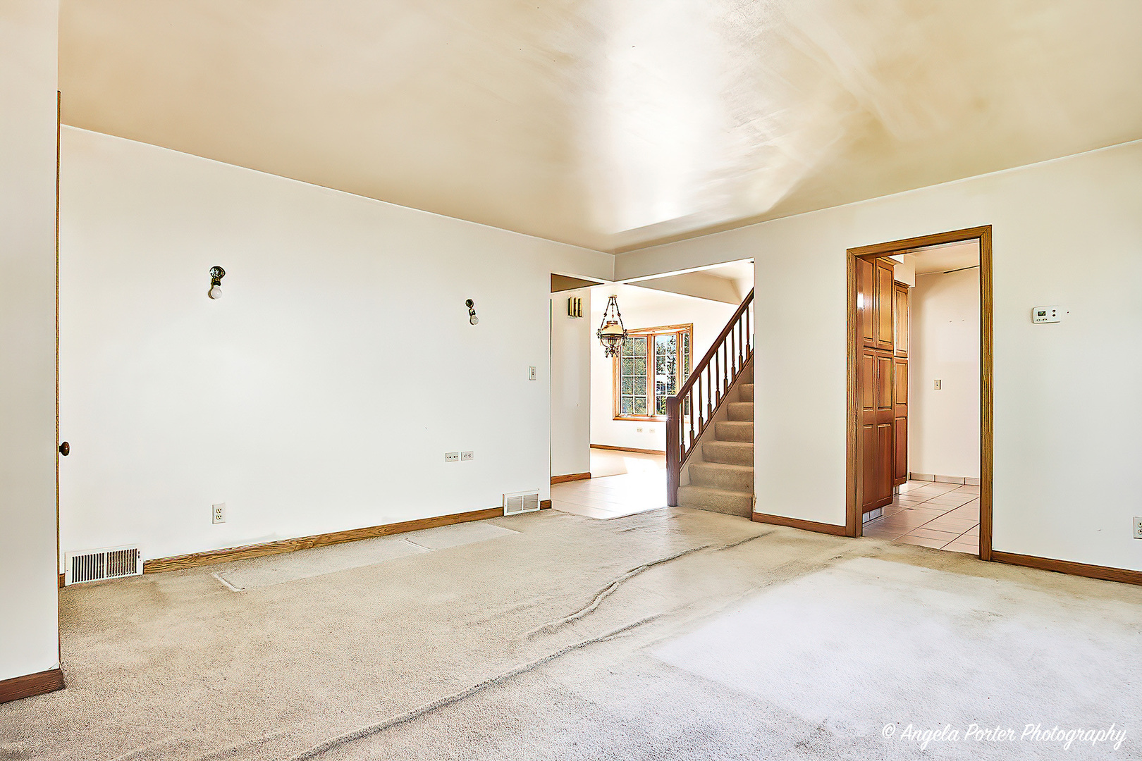 3709 Grand Avenue, McHenry, IL 60050