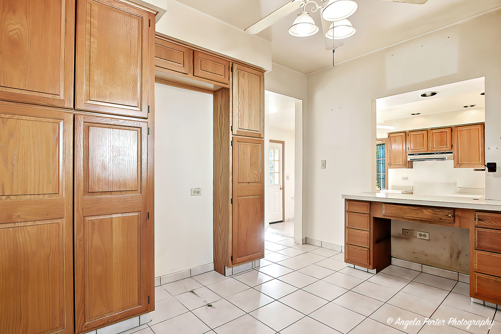 3709 Grand Avenue, McHenry, IL 60050