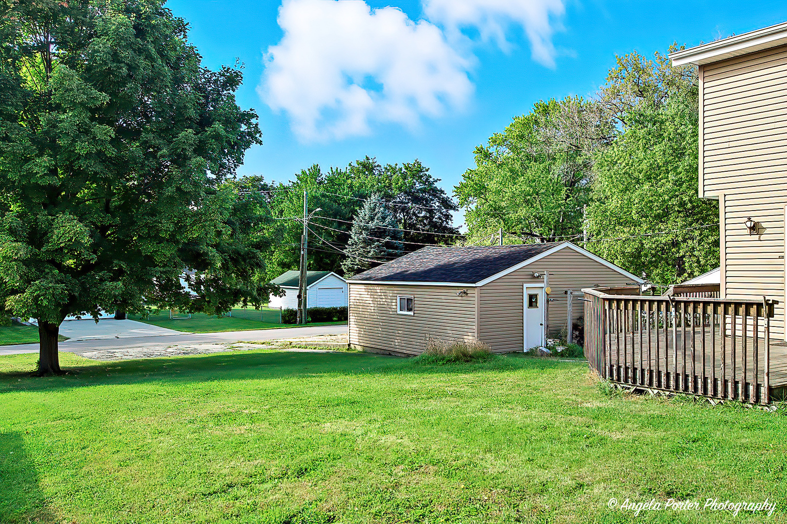 3709 Grand Avenue, McHenry, IL 60050