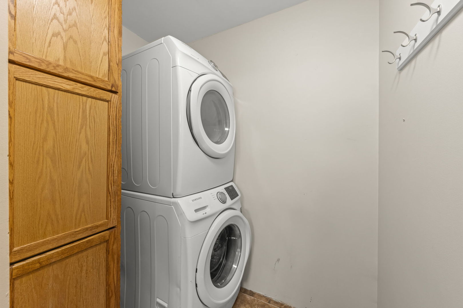 39 Hereford Drive, Crete, IL 60417