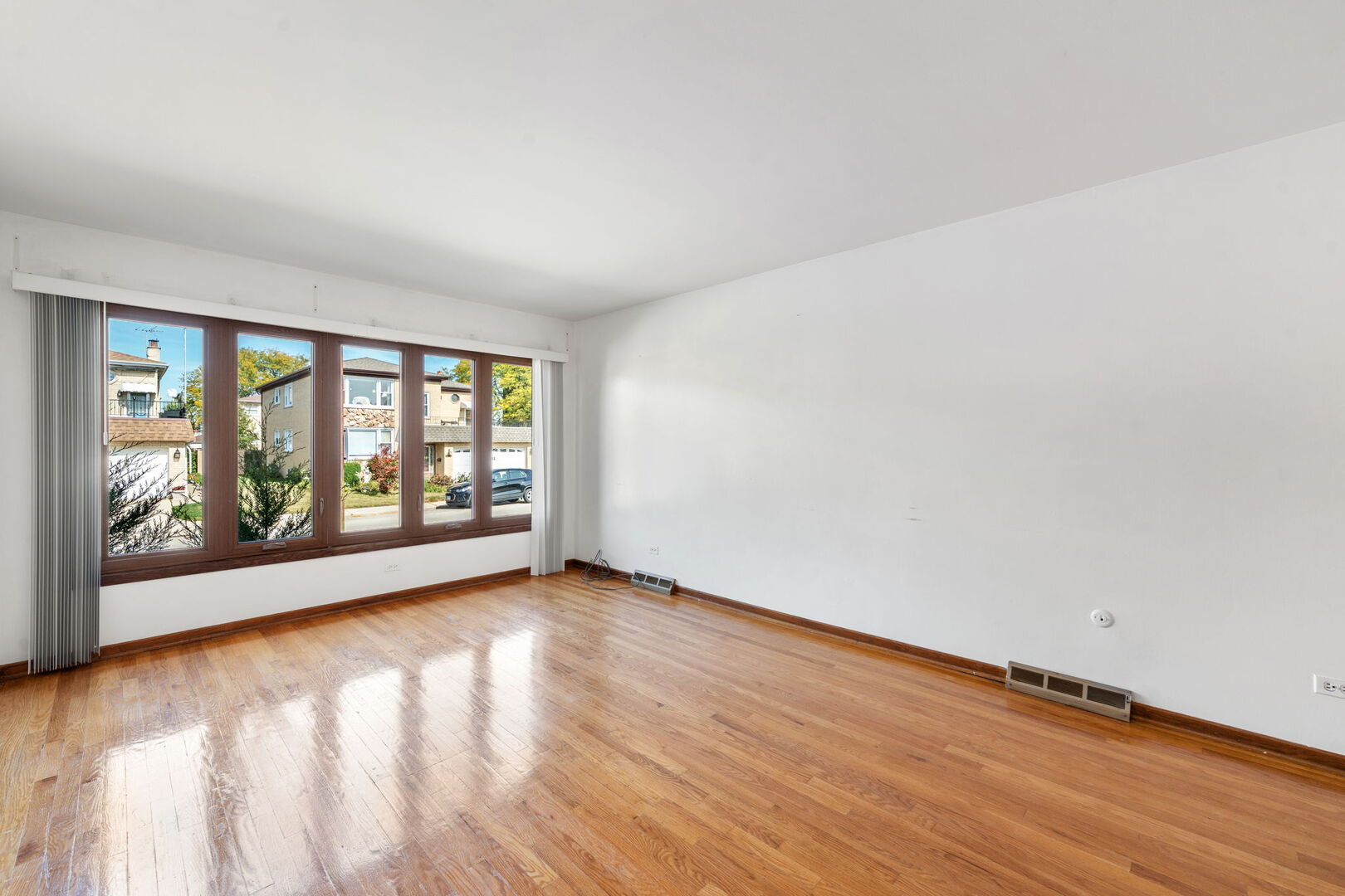 8427 W Windsor Avenue #1, Chicago, IL 60656