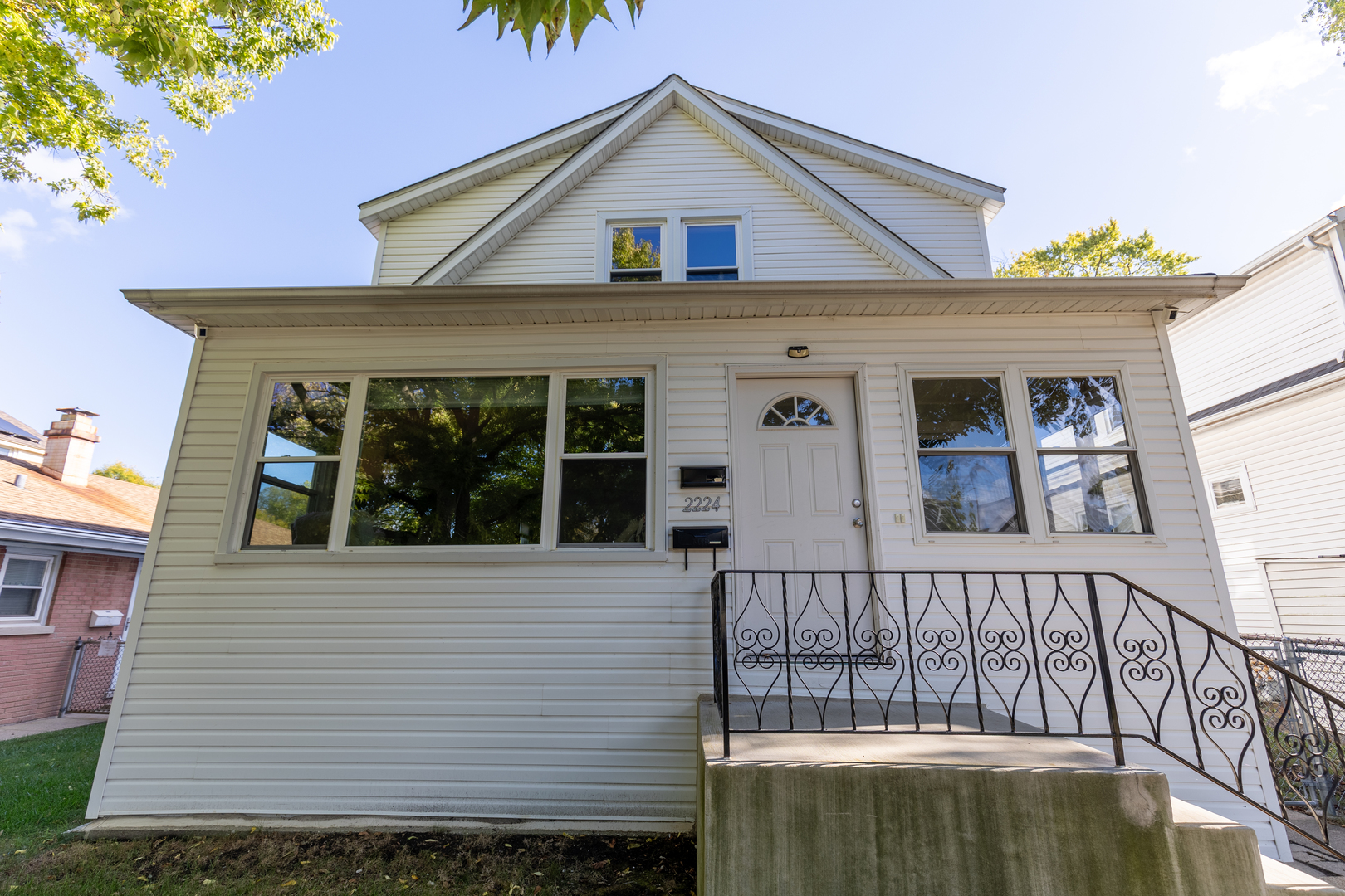 2224 Foster Street, Evanston, IL 60201