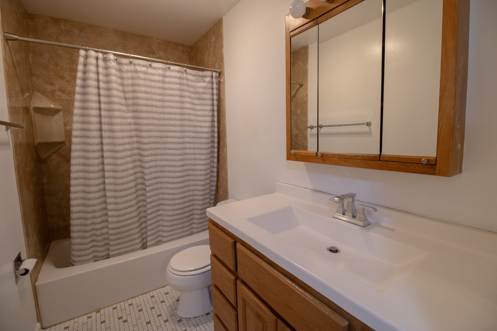 650 Murray Lane #314, Des Plaines, IL 60016