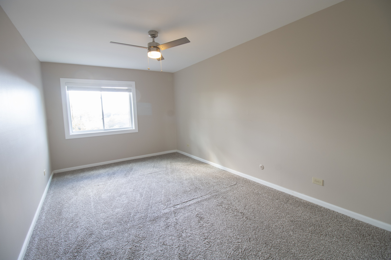 650 Murray Lane #314, Des Plaines, IL 60016