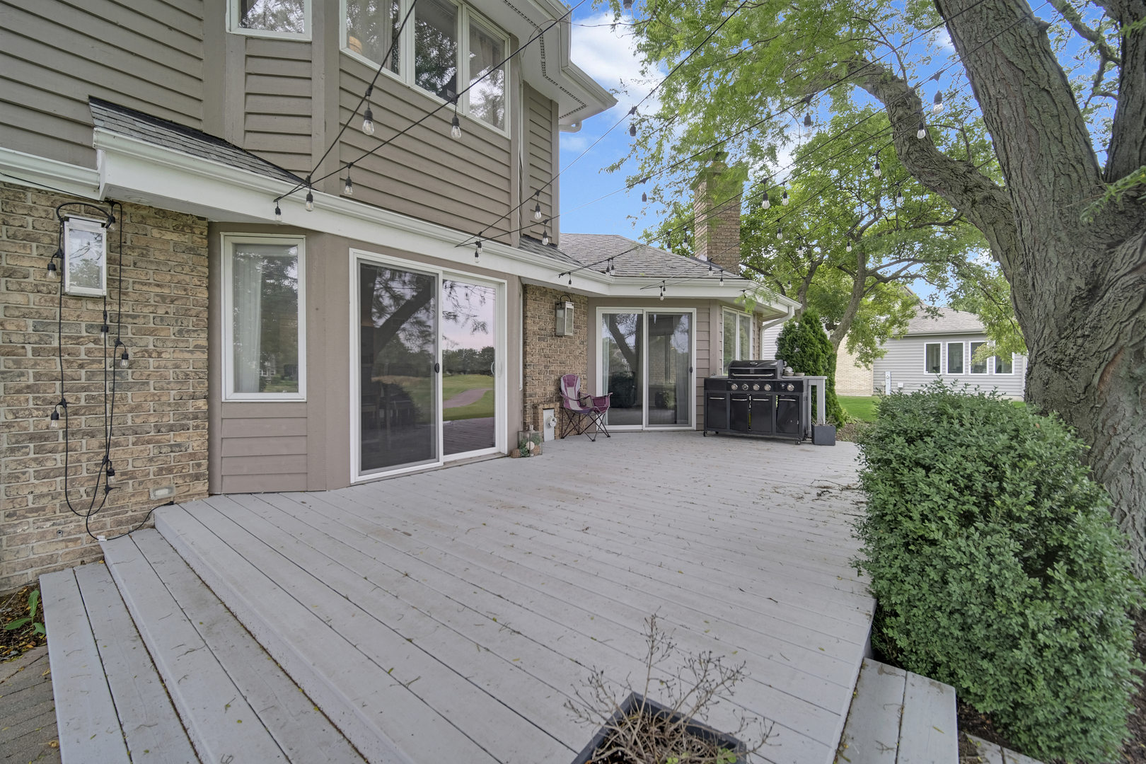3901 White Eagle Drive, Naperville, IL 60564