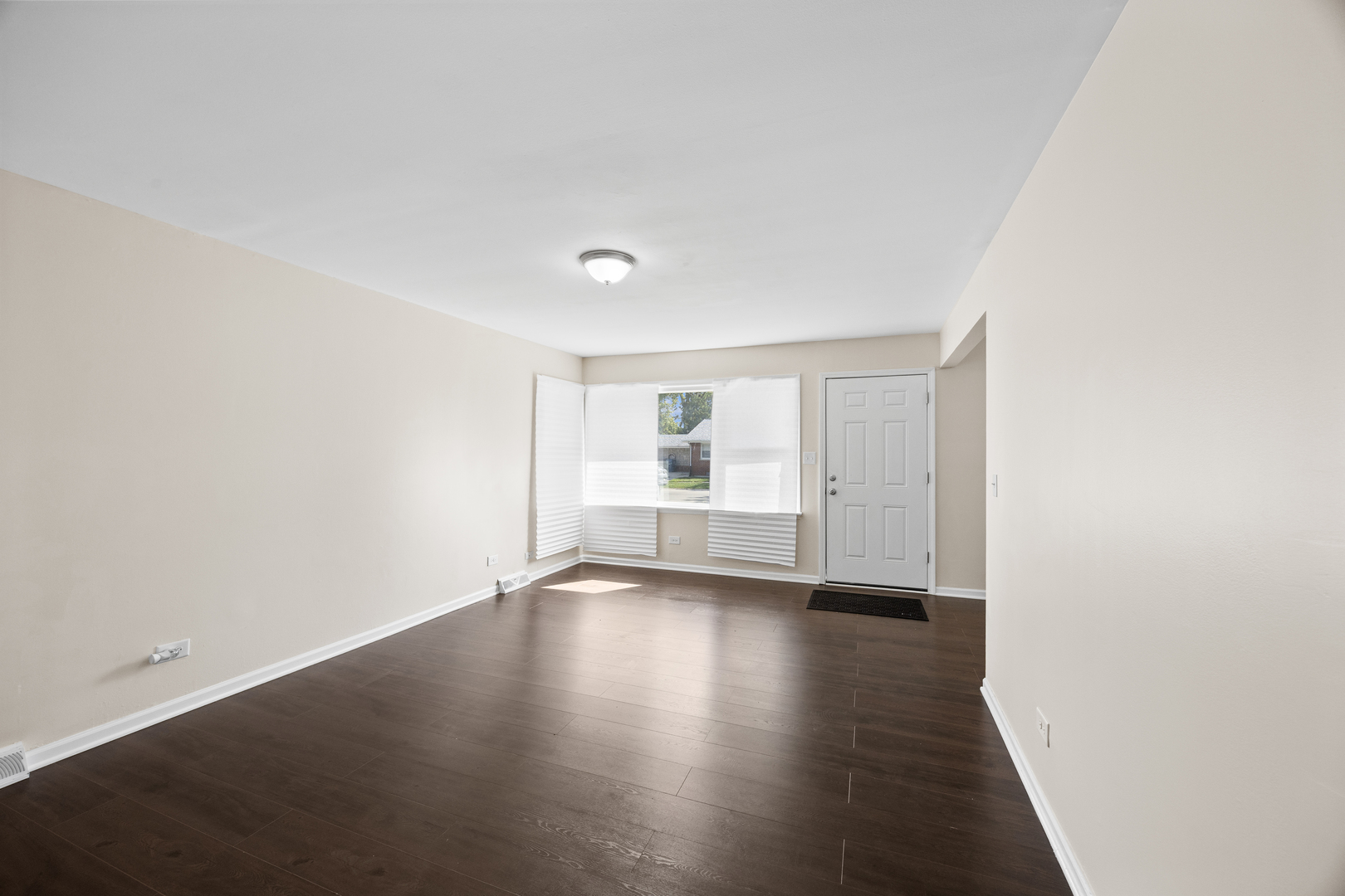 595 W 16TH Place, Chicago Heights, IL 60411