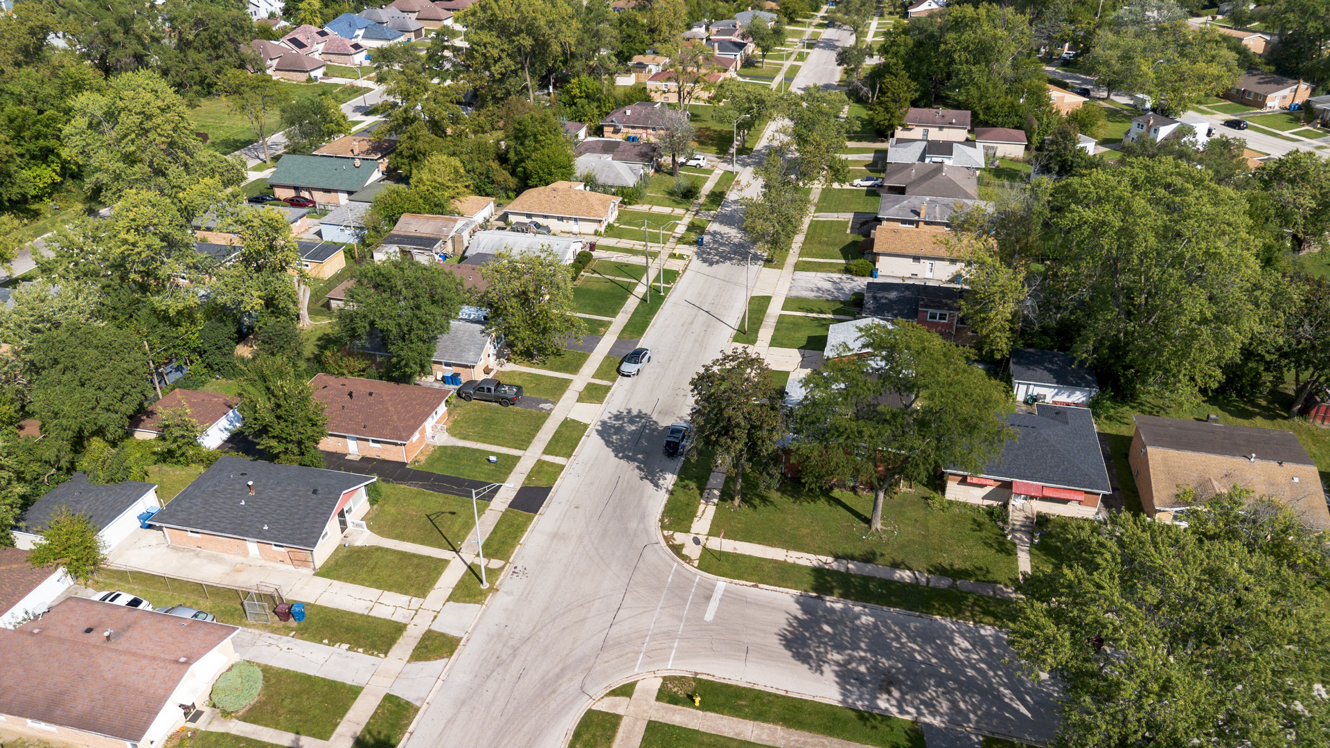 595 W 16TH Place, Chicago Heights, IL 60411