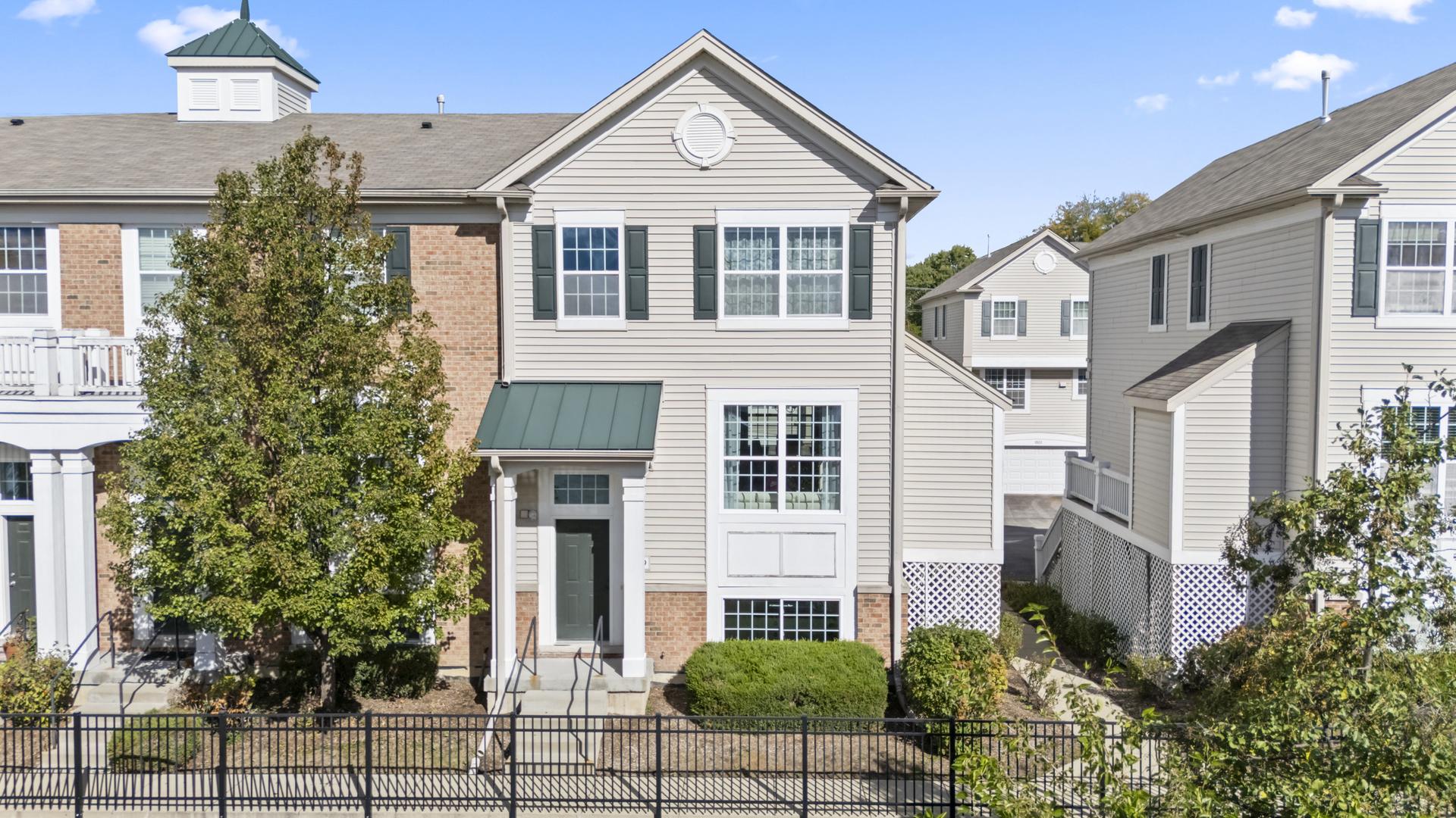 1519 E Arbor Lane, Arlington Heights, IL 60004