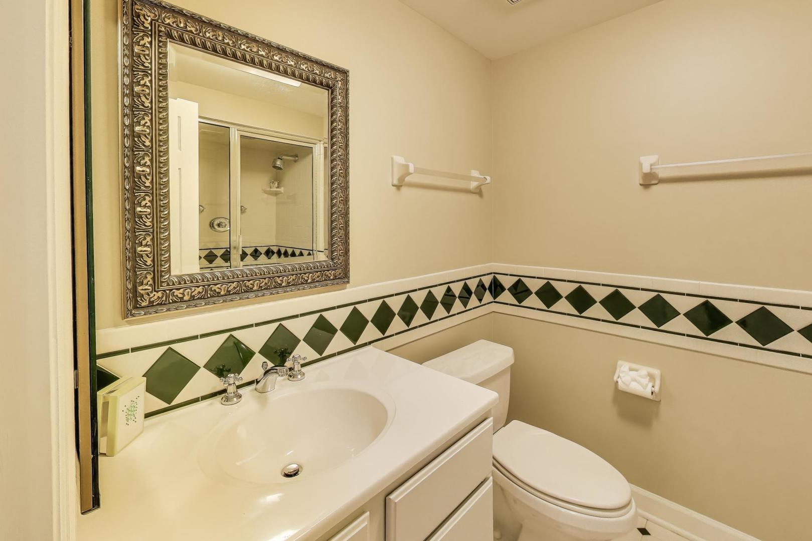 105 Burr Ridge Club Drive, Burr Ridge, IL 60527