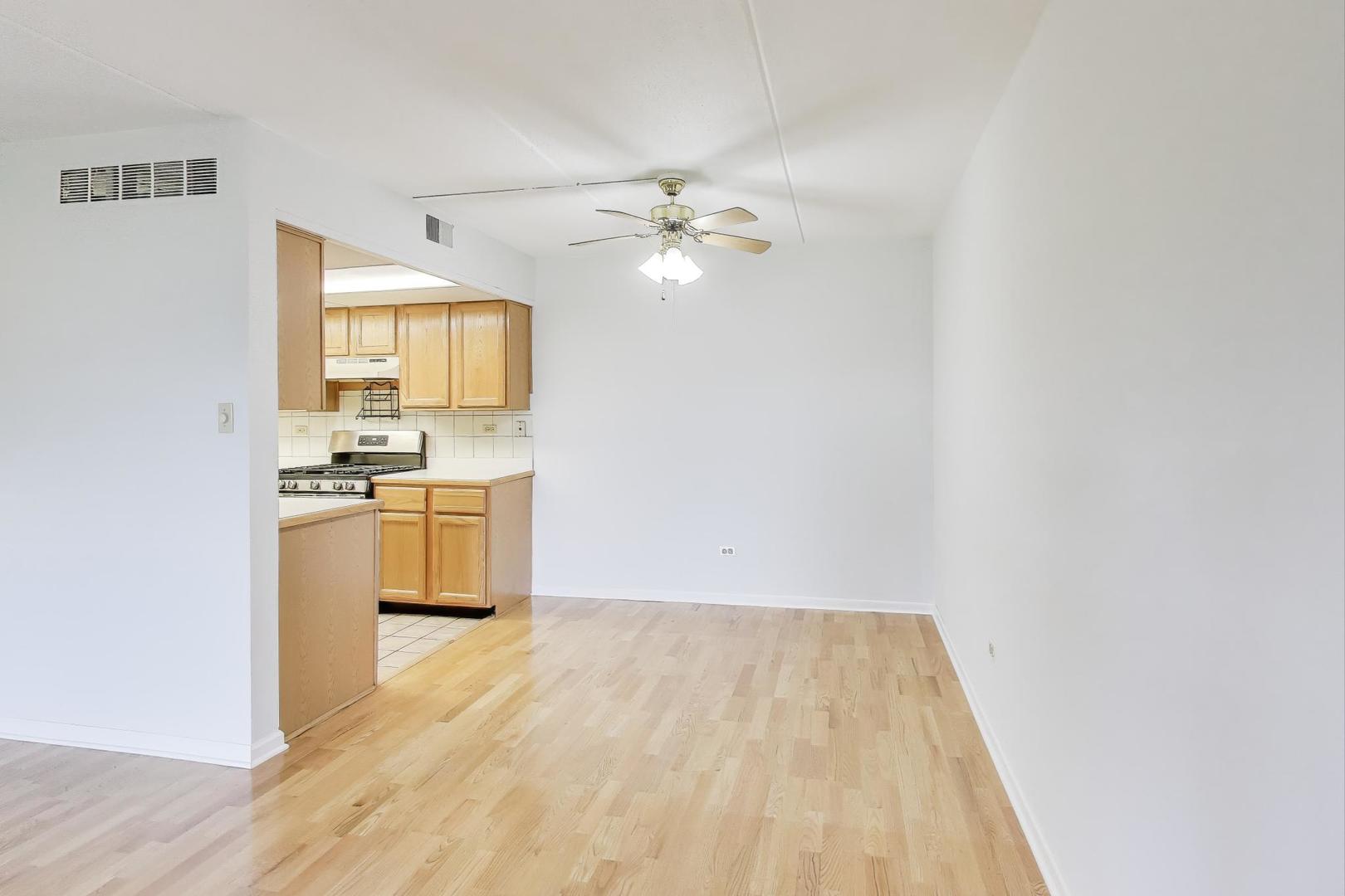 502 Redondo Drive #205, Downers Grove, IL 60516