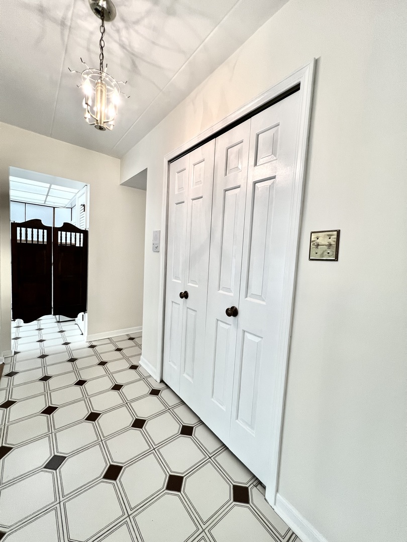4116 W 99th Street #1A, Oak Lawn, IL 60453