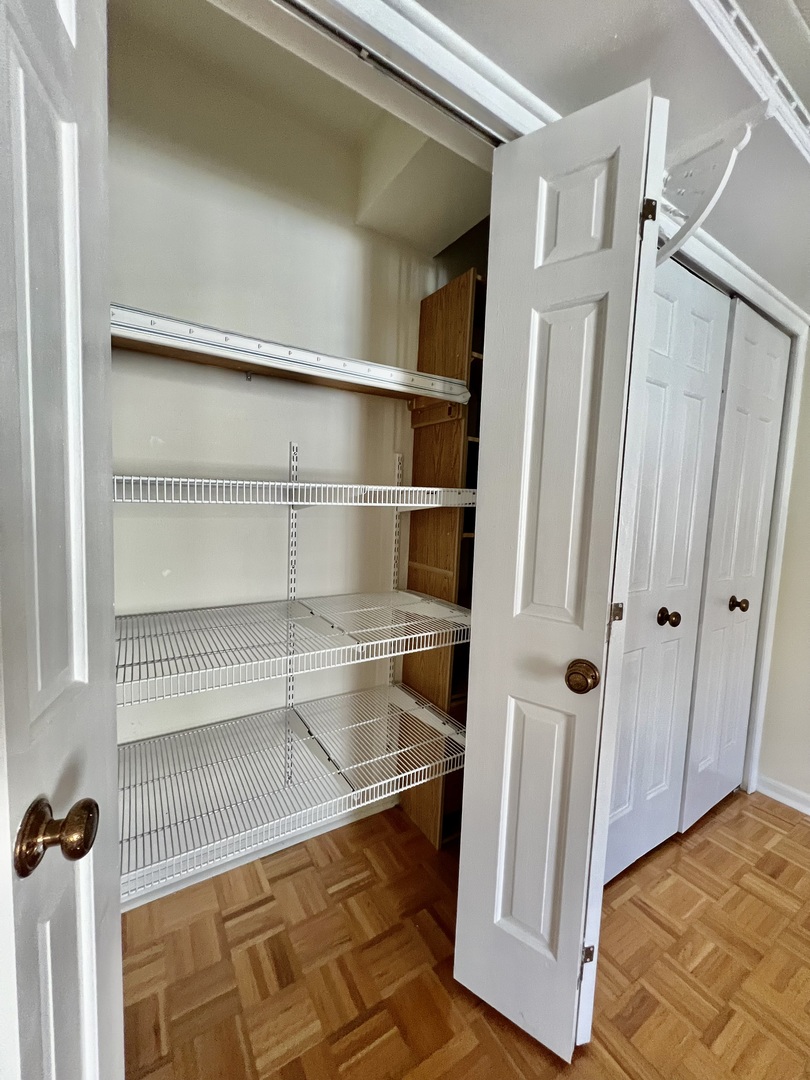 4116 W 99th Street #1A, Oak Lawn, IL 60453