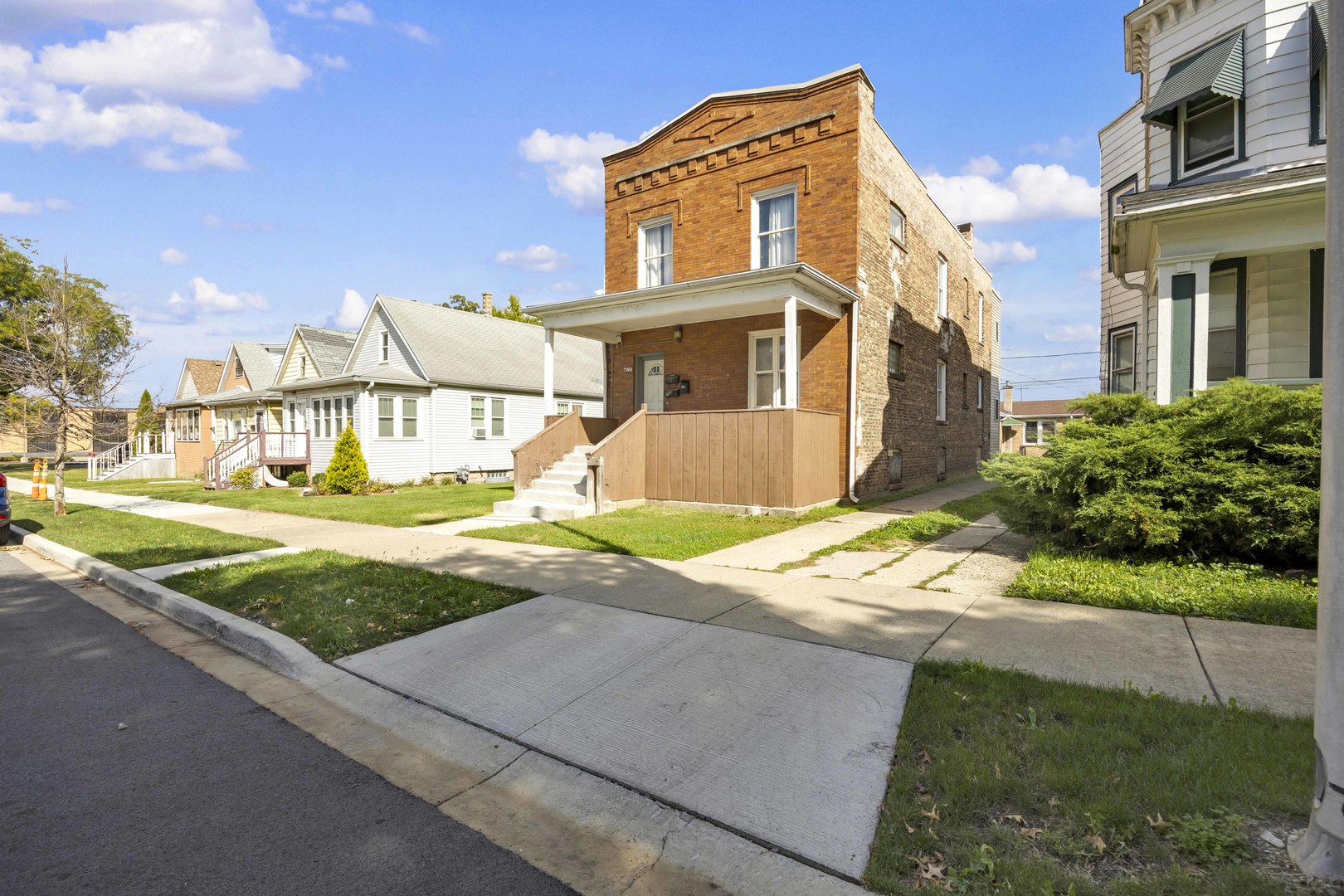 1657 School Street, Chicago Heights, IL 60411