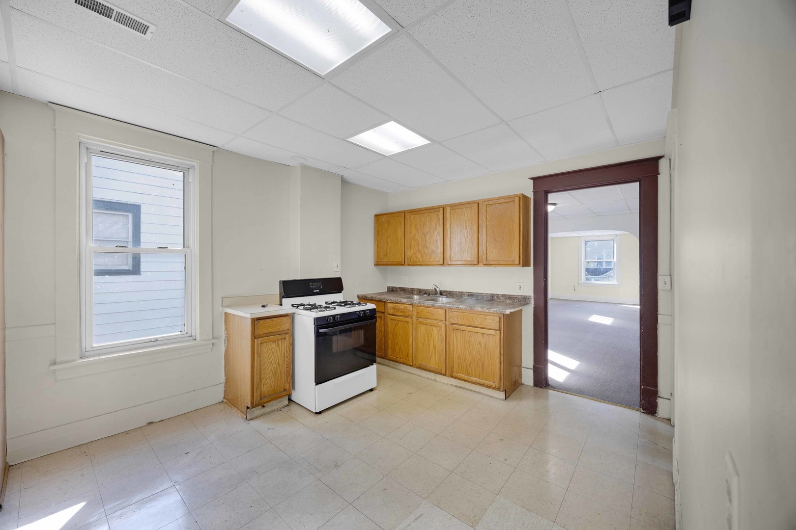 1657 School Street, Chicago Heights, IL 60411