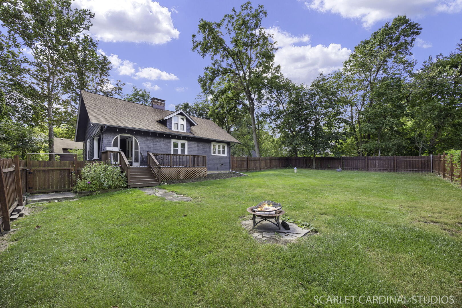 34 Lake Drive, West Chicago, IL 60185