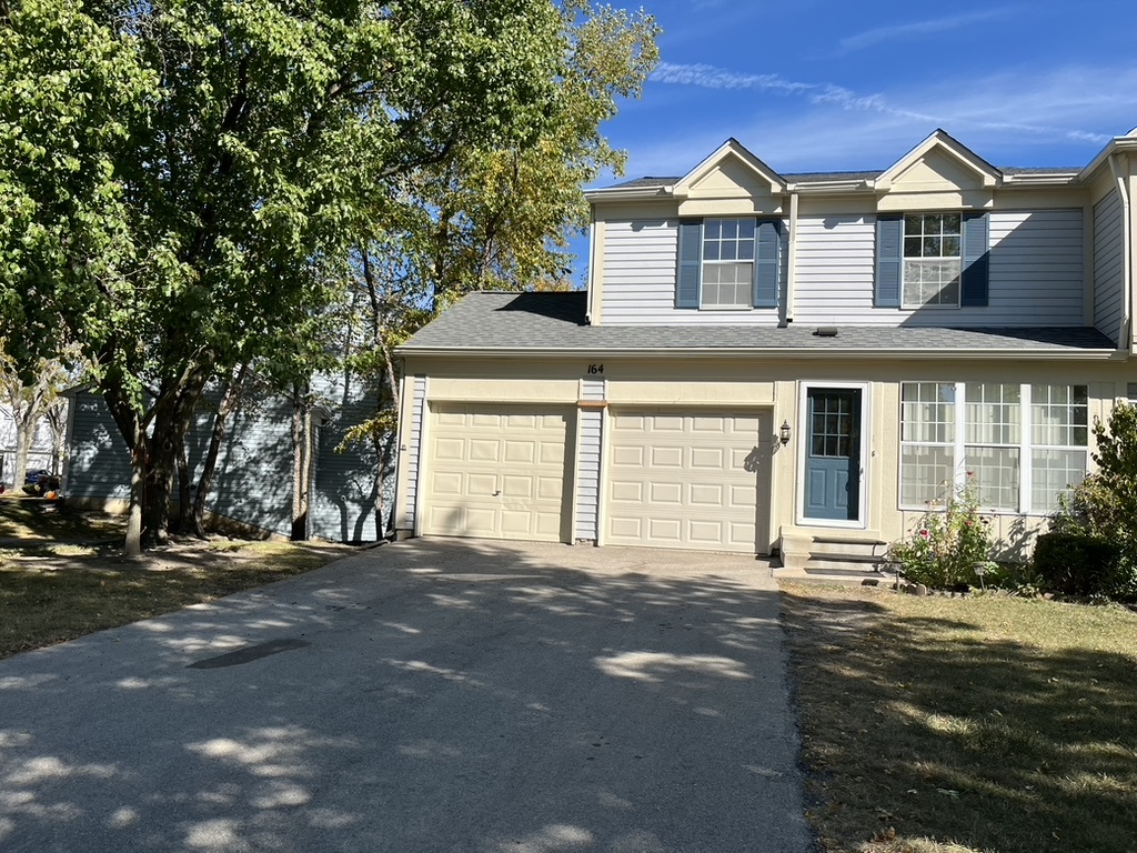 164 Park Ridge Lane, Aurora, IL 60504