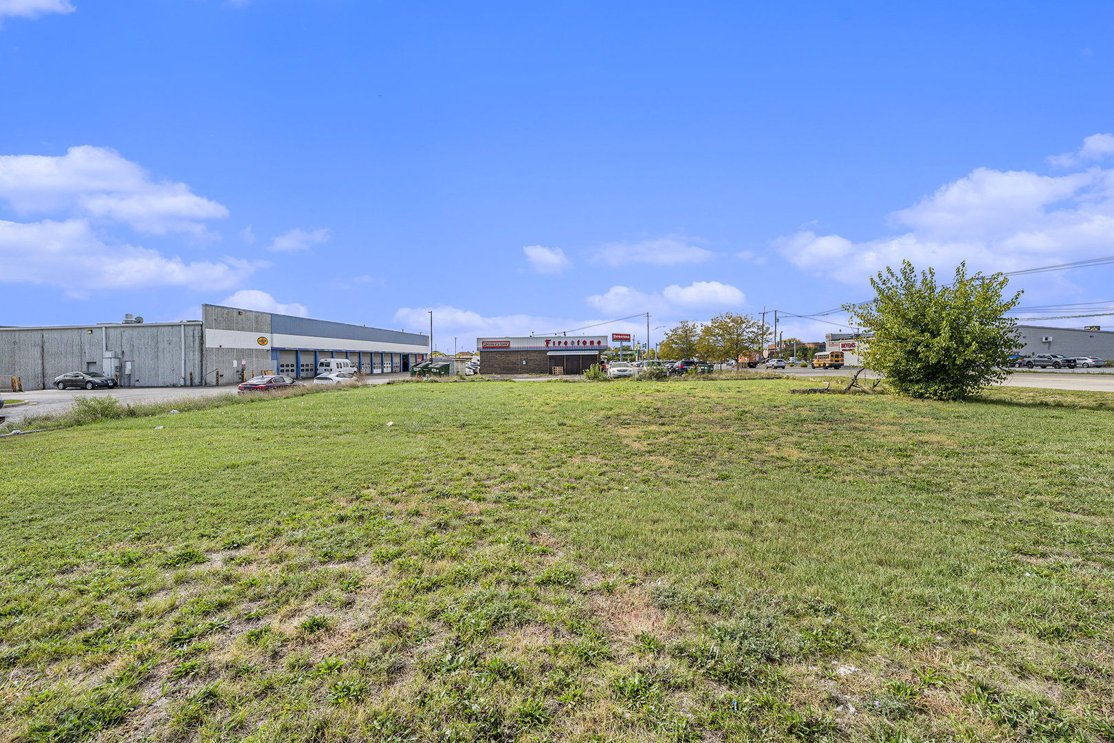 17001 Glen Oak Avenue, Lansing, IL 60438
