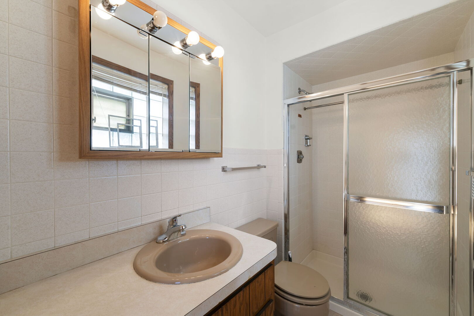 8427 W Windsor Avenue #2, Chicago, IL 60656