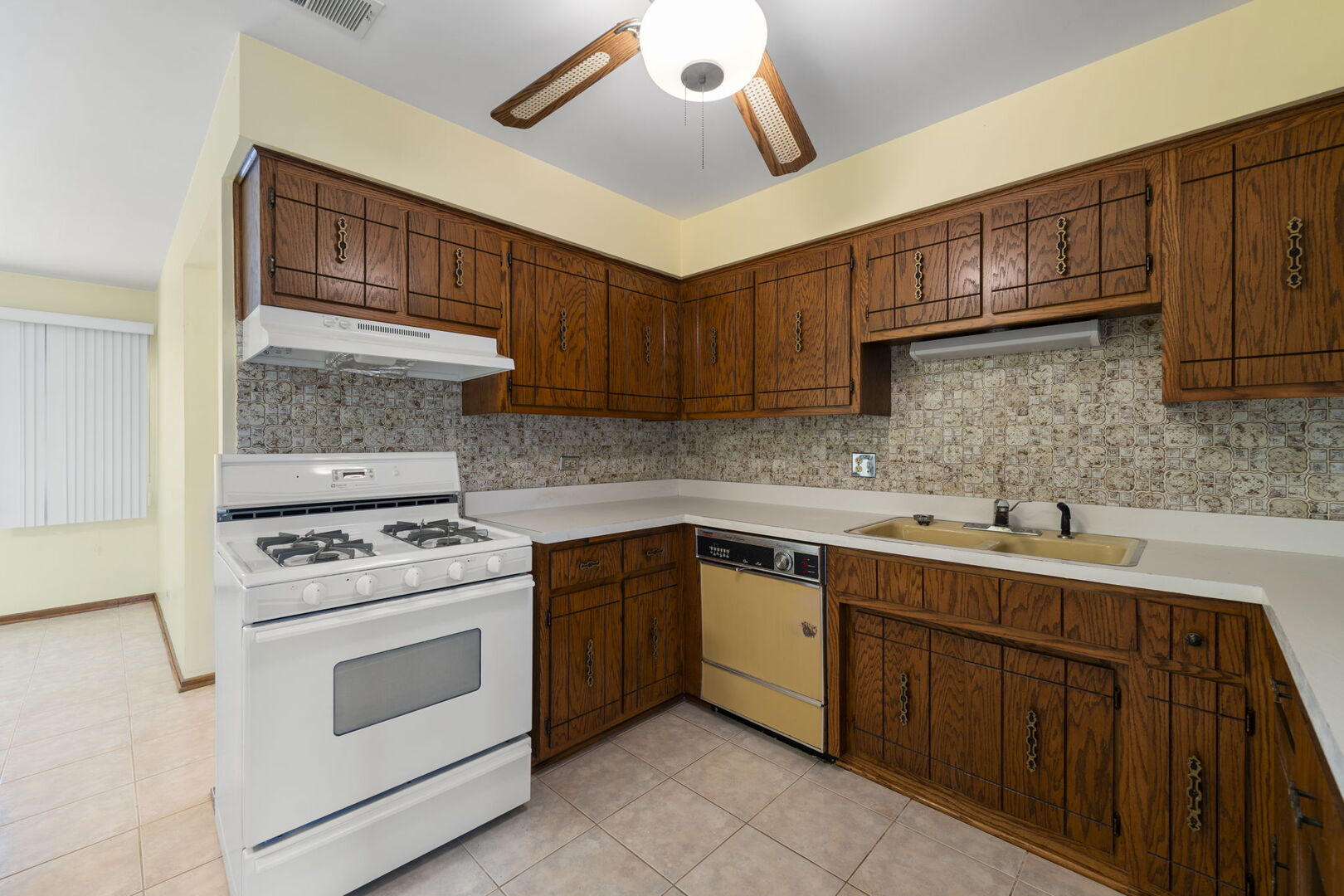 8427 W Windsor Avenue #2, Chicago, IL 60656