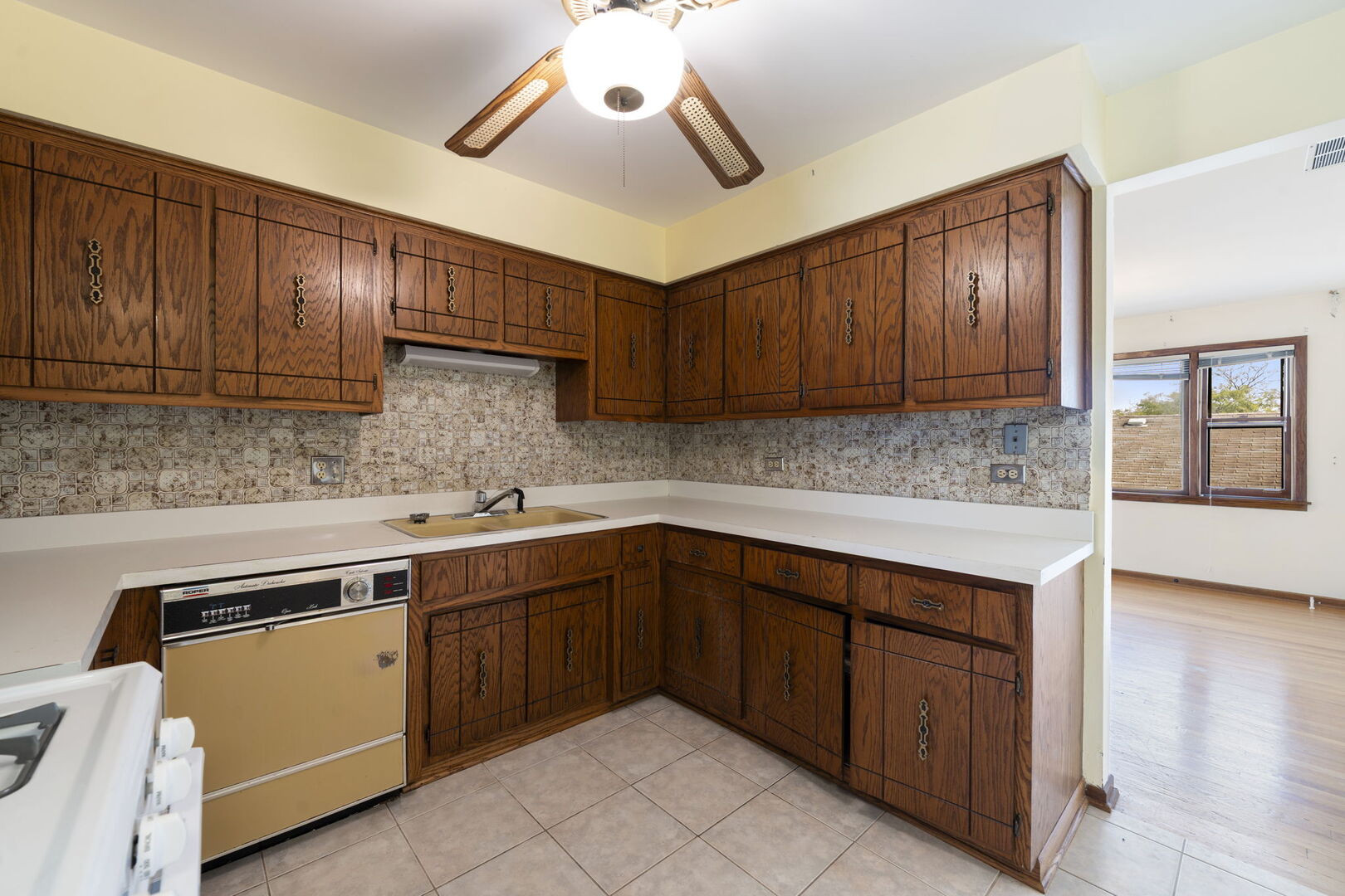 8427 W Windsor Avenue #2, Chicago, IL 60656
